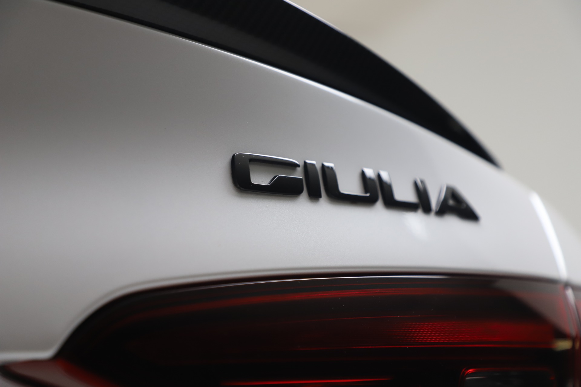 New-2019-Alfa-Romeo-Giulia-Quadrifoglio
