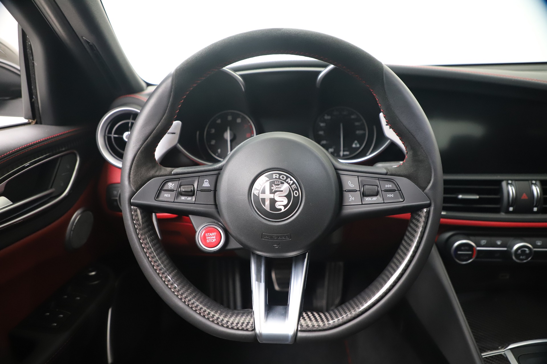 New-2019-Alfa-Romeo-Giulia-Quadrifoglio