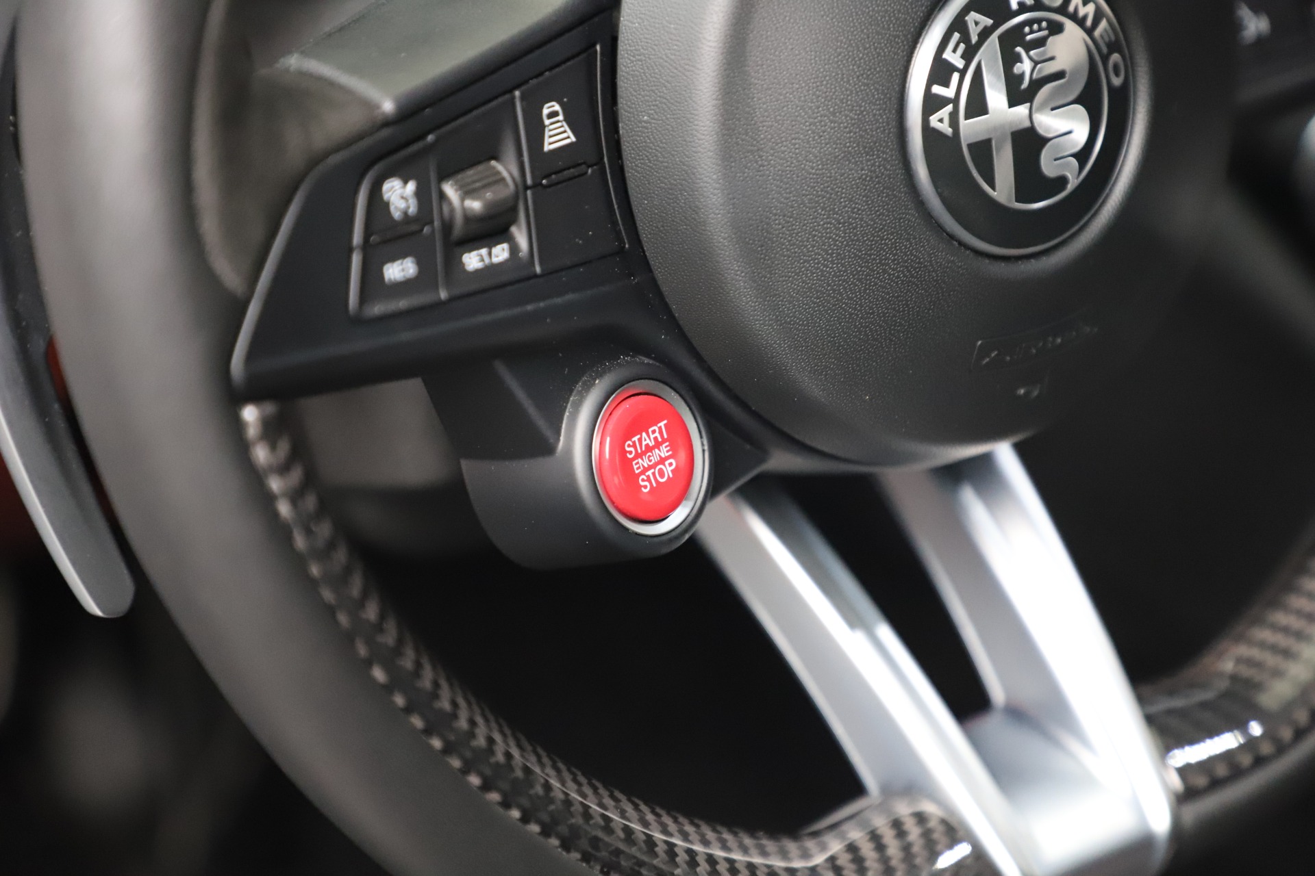 New-2019-Alfa-Romeo-Giulia-Quadrifoglio