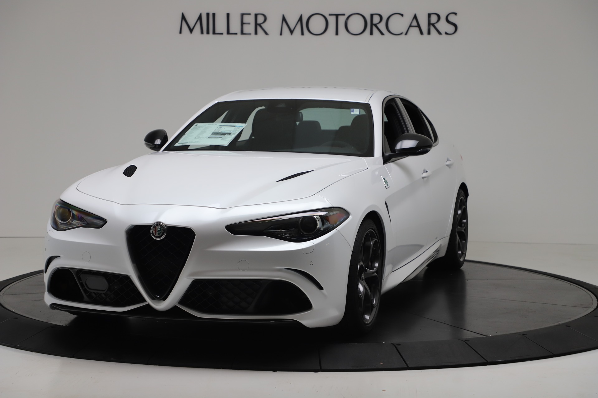 New-2019-Alfa-Romeo-Giulia-Quadrifoglio