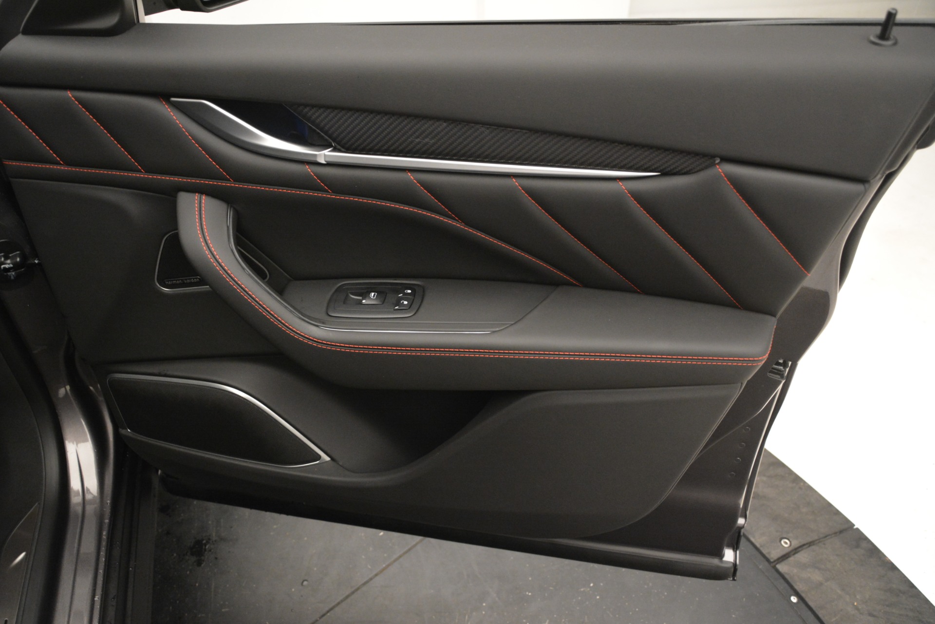 New-2019-Maserati-Levante-S-Q4-GranSport