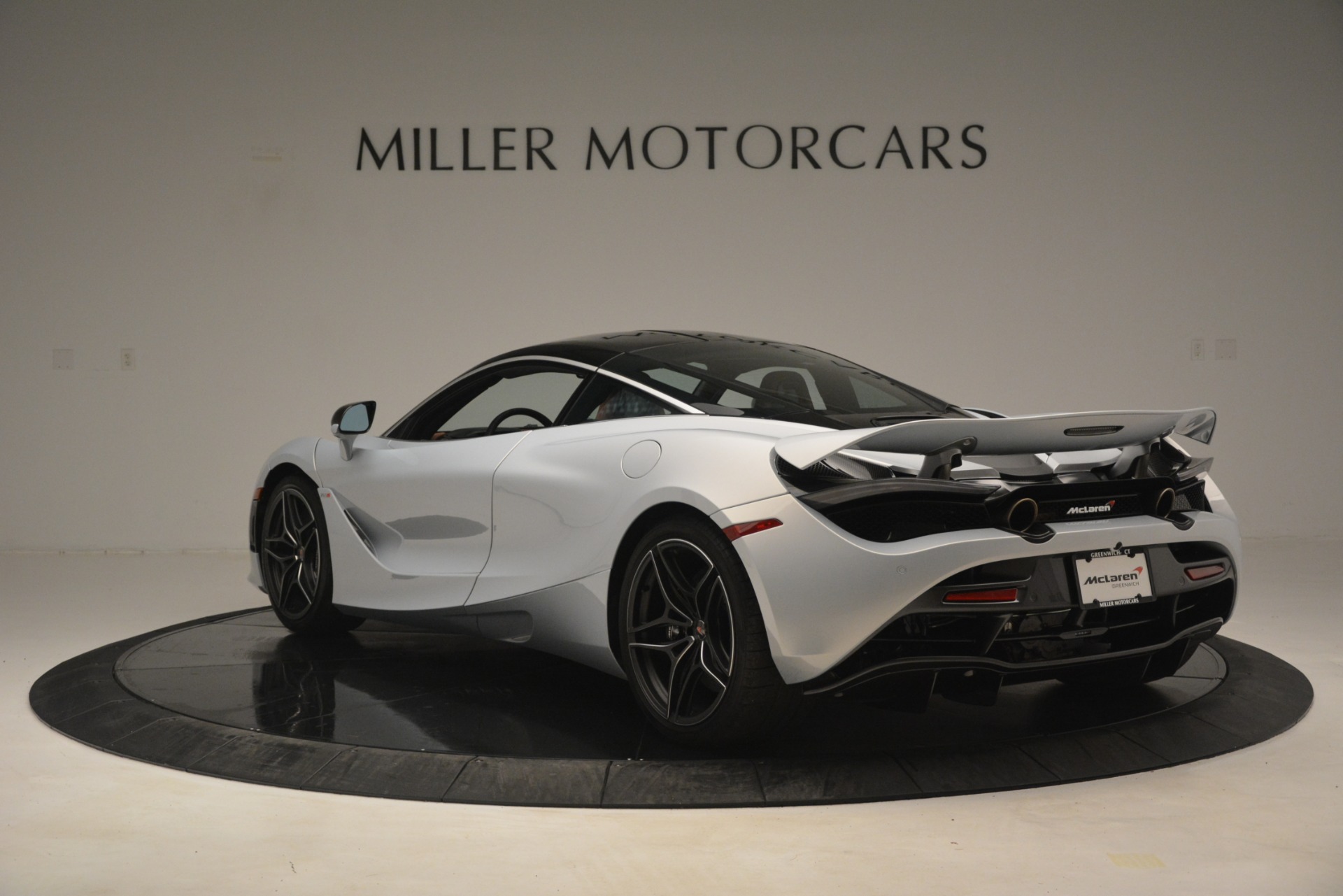 Used-2018-McLaren-720S-Coupe