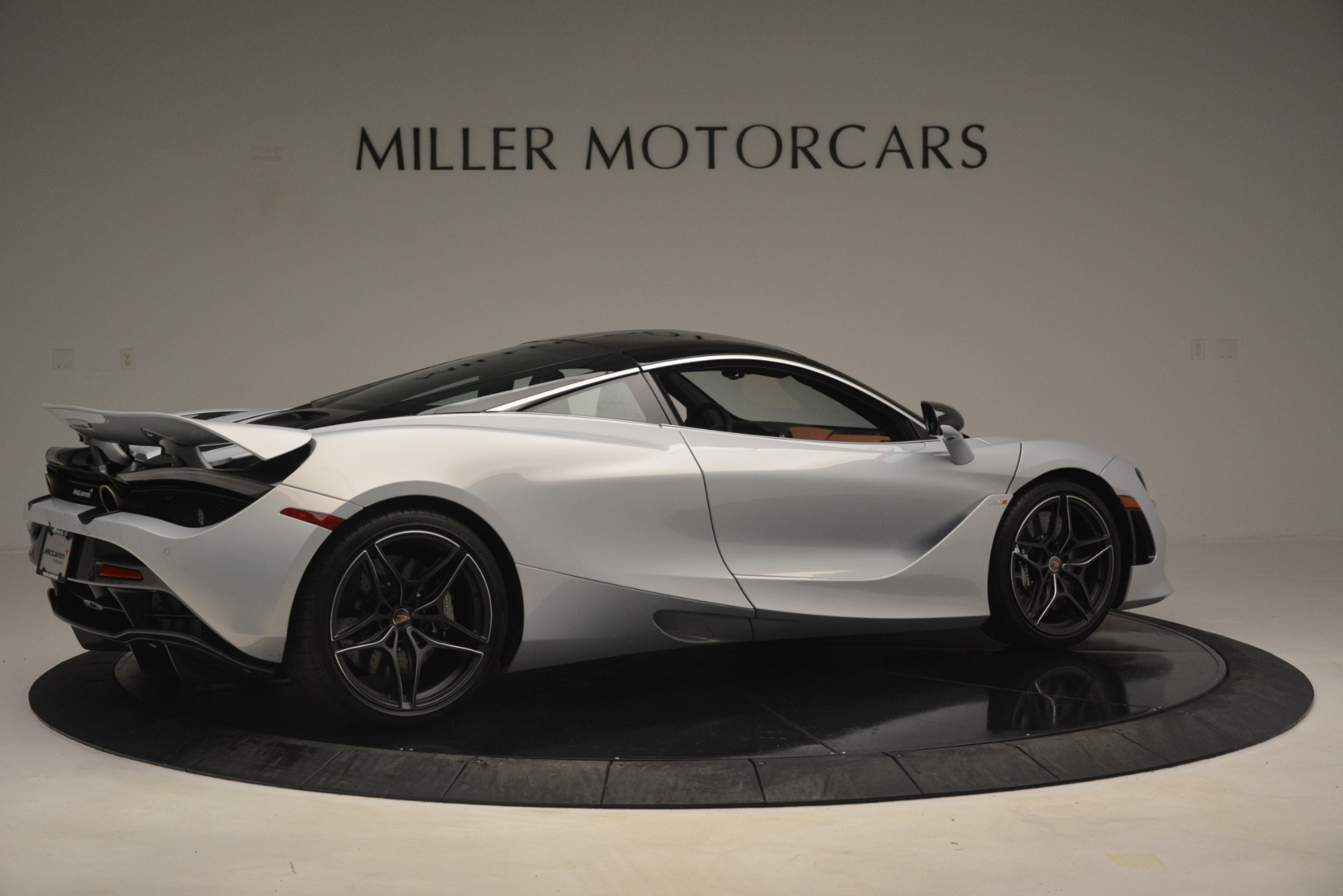 Used-2018-McLaren-720S-Coupe