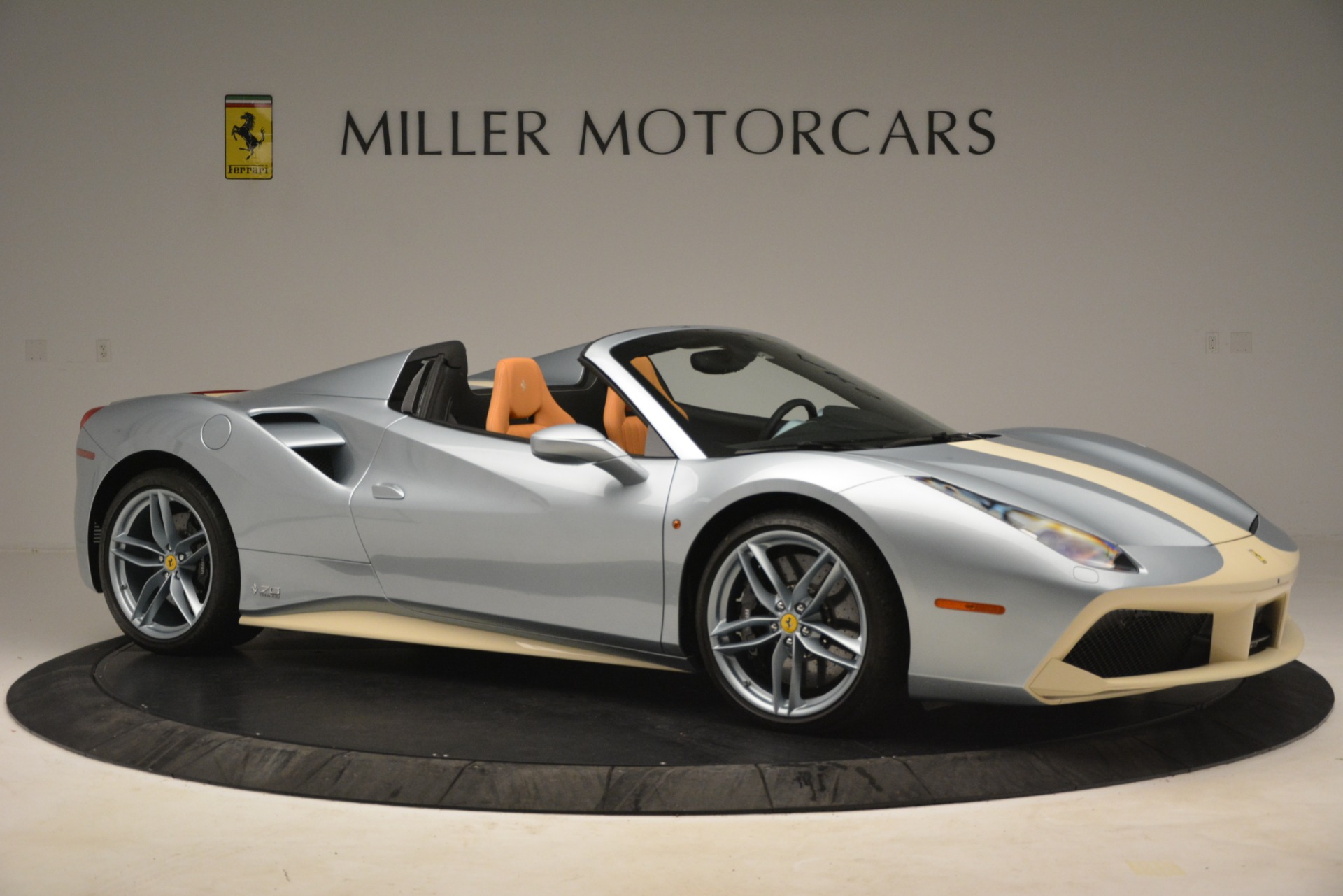 Used-2018-Ferrari-488-Spider