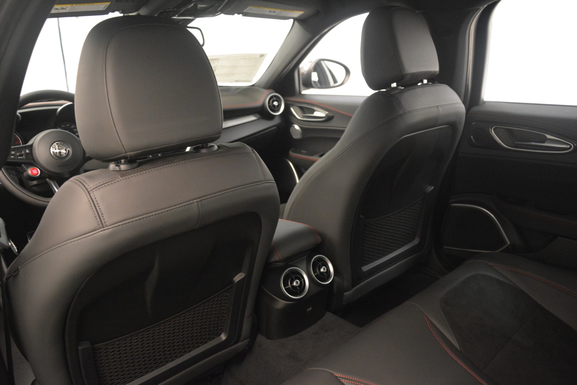 New-2019-Alfa-Romeo-Giulia-Quadrifoglio