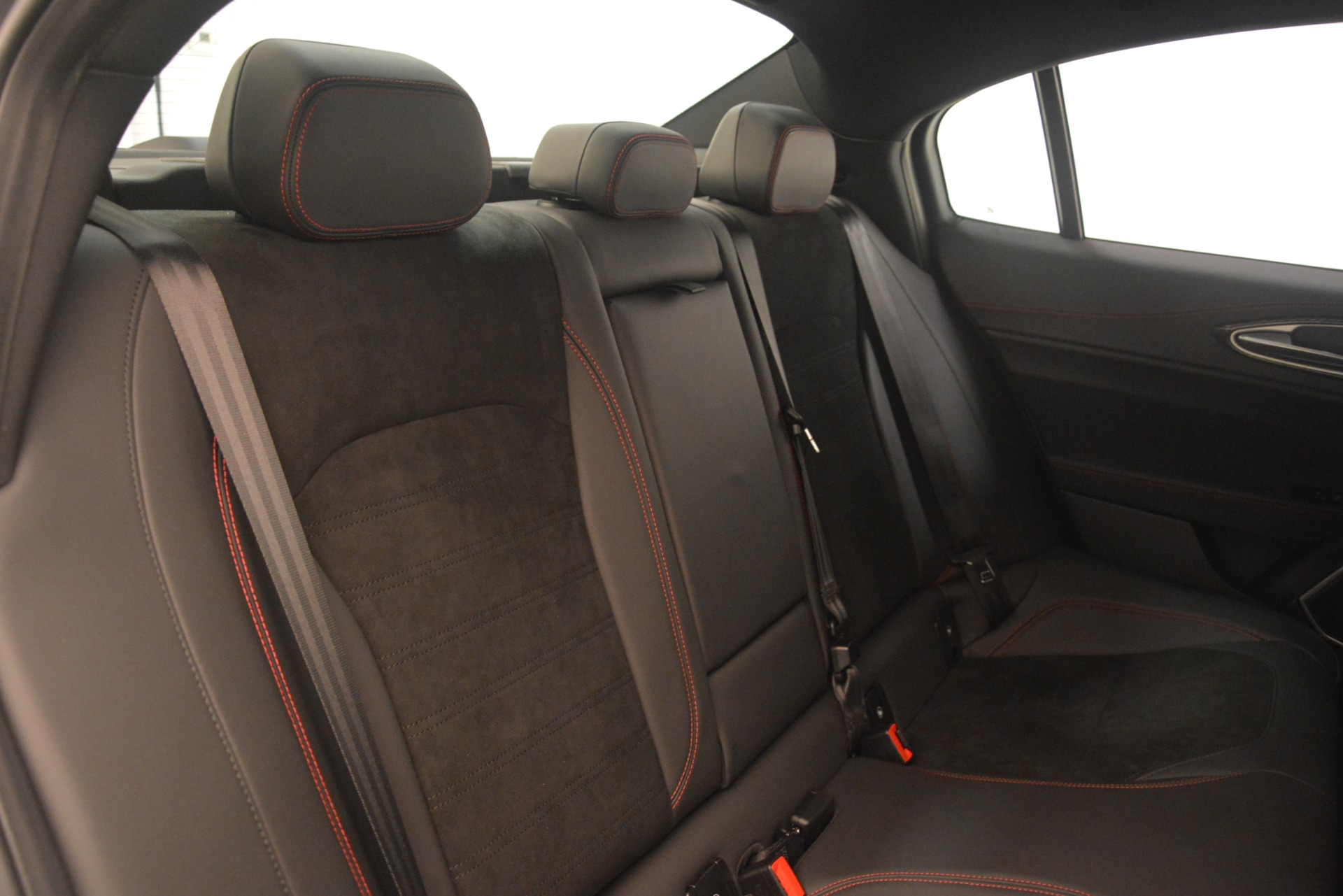 New-2019-Alfa-Romeo-Giulia-Quadrifoglio