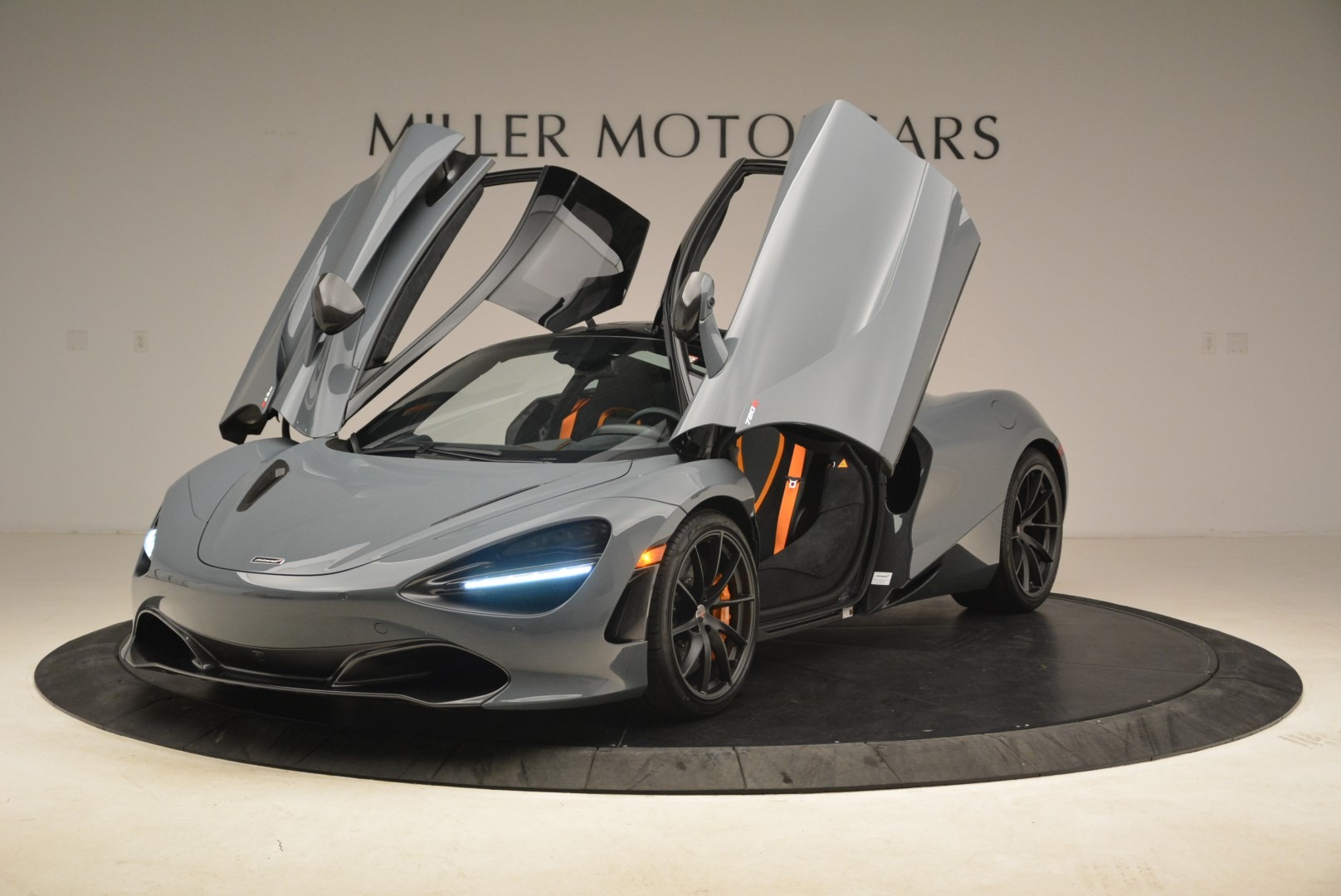 Used-2018-McLaren-720S-Coupe