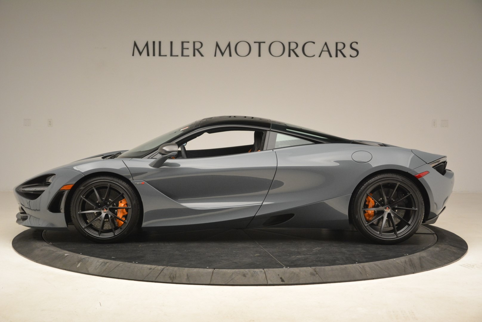 Used-2018-McLaren-720S-Coupe