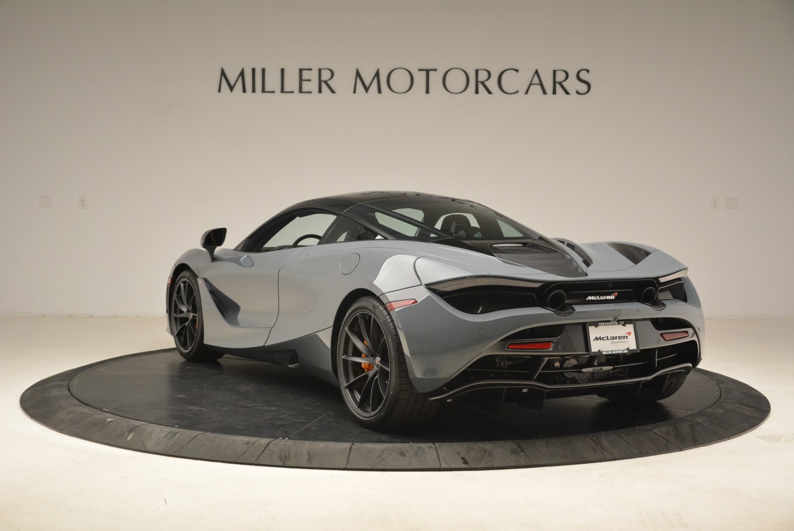 Used-2018-McLaren-720S-Coupe