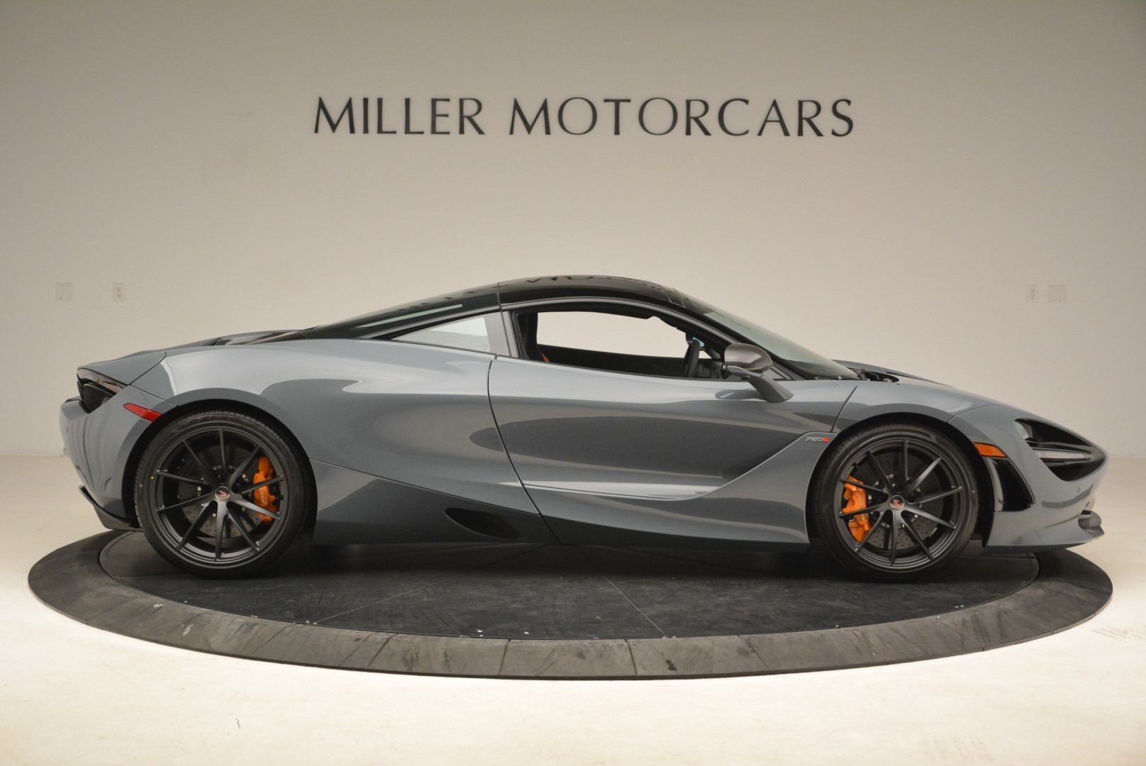 Used-2018-McLaren-720S-Coupe