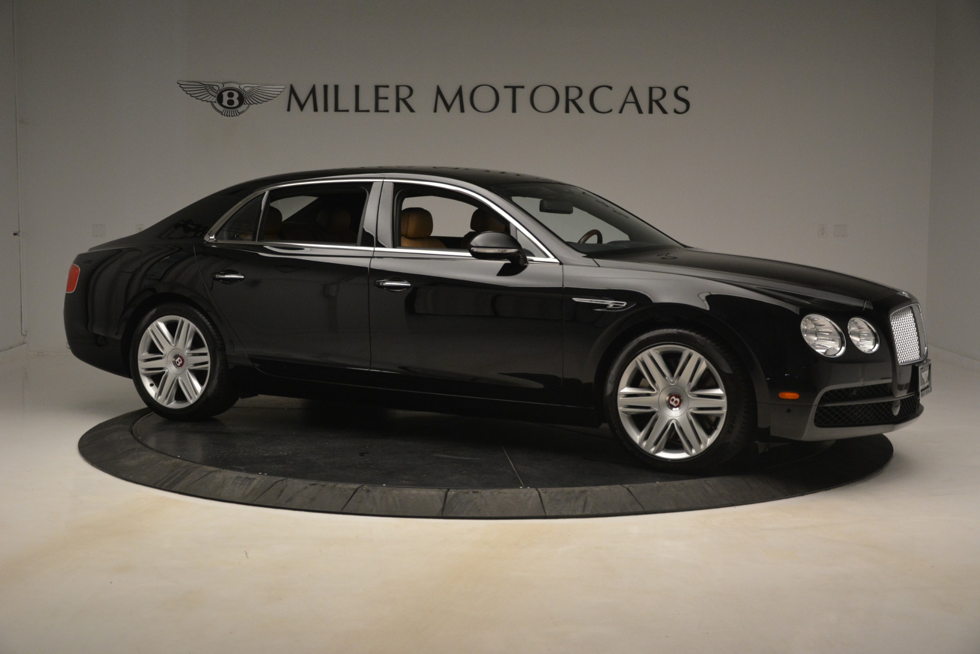 Used-2016-Bentley-Flying-Spur-V8