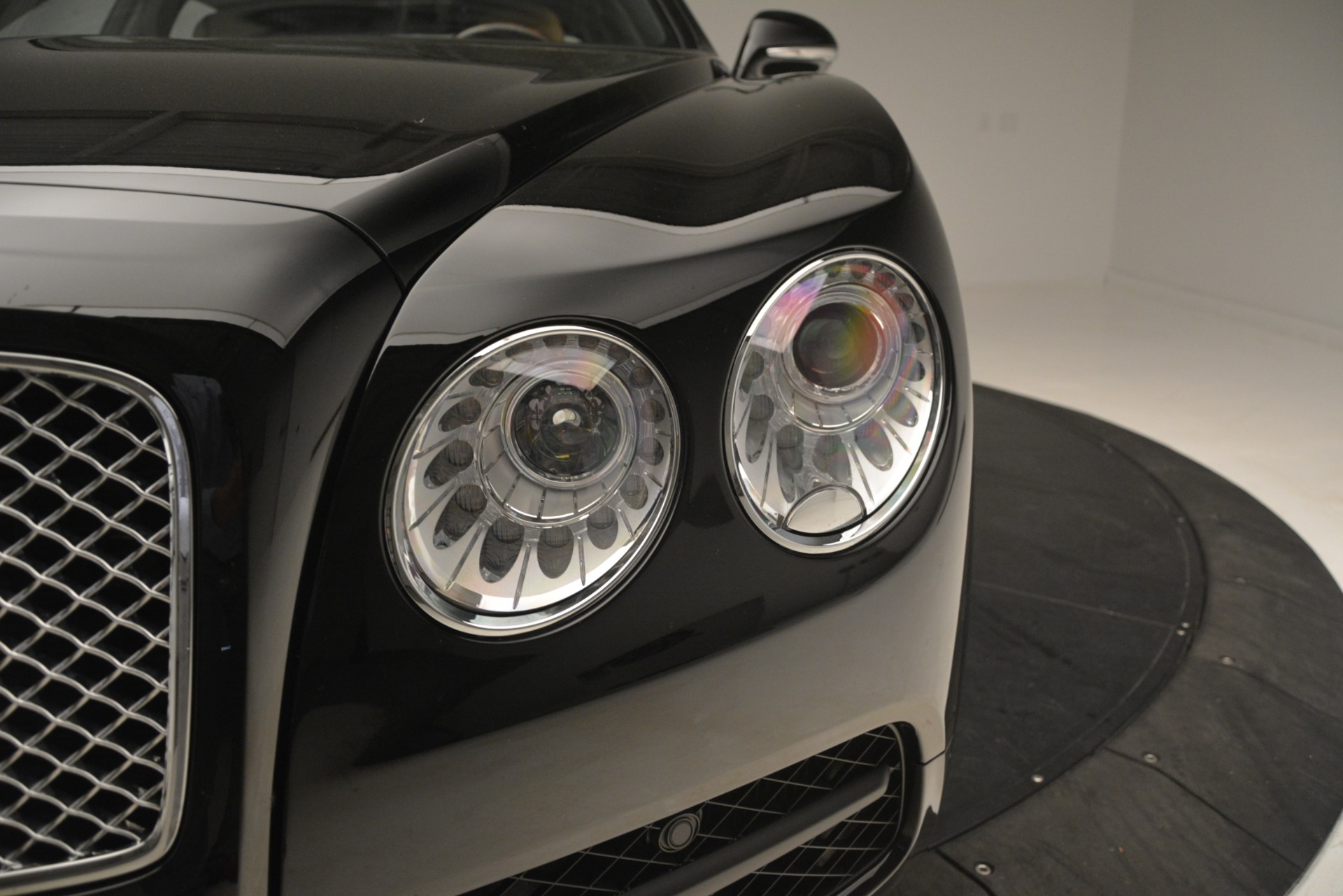 Used-2016-Bentley-Flying-Spur-V8