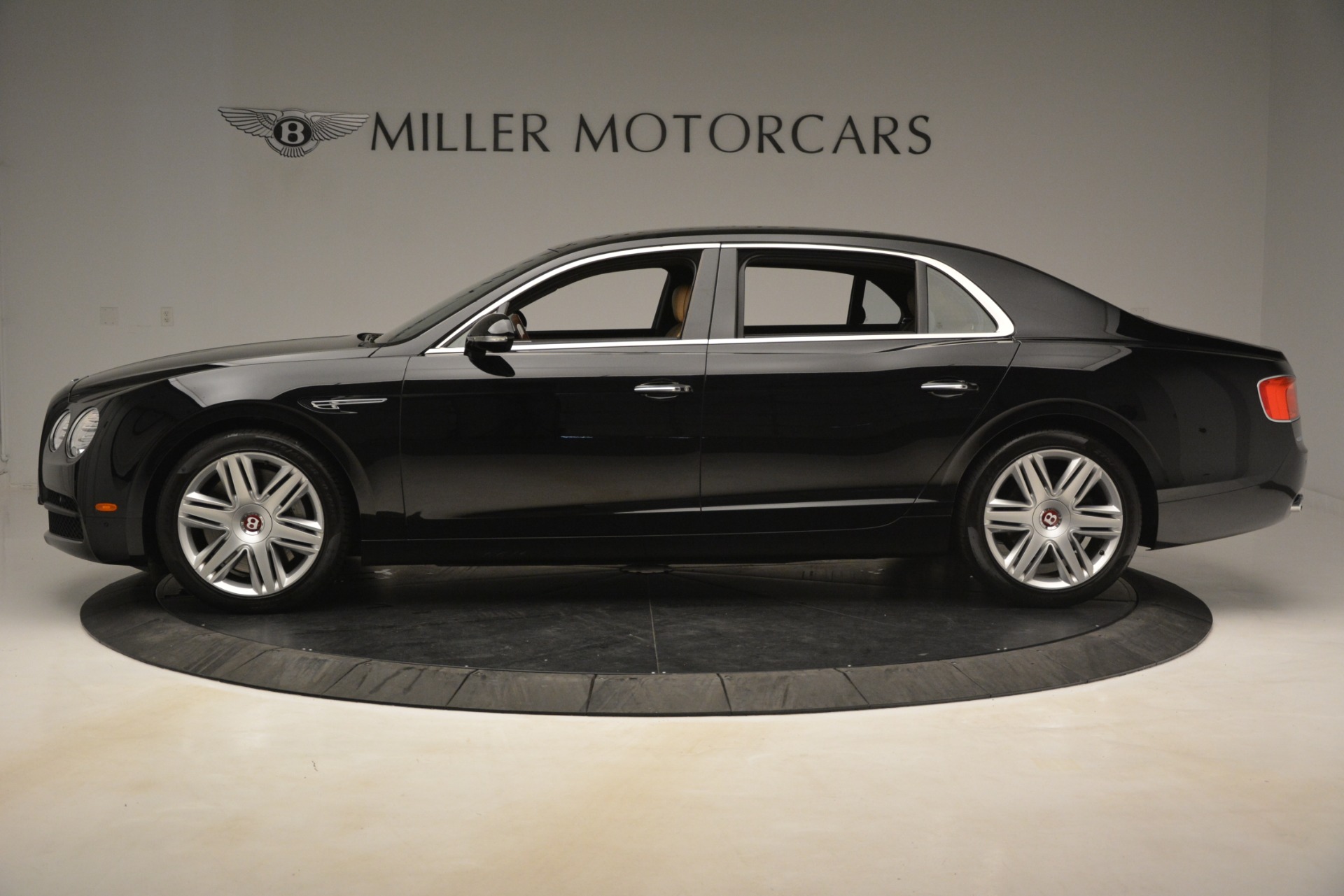 Used-2016-Bentley-Flying-Spur-V8