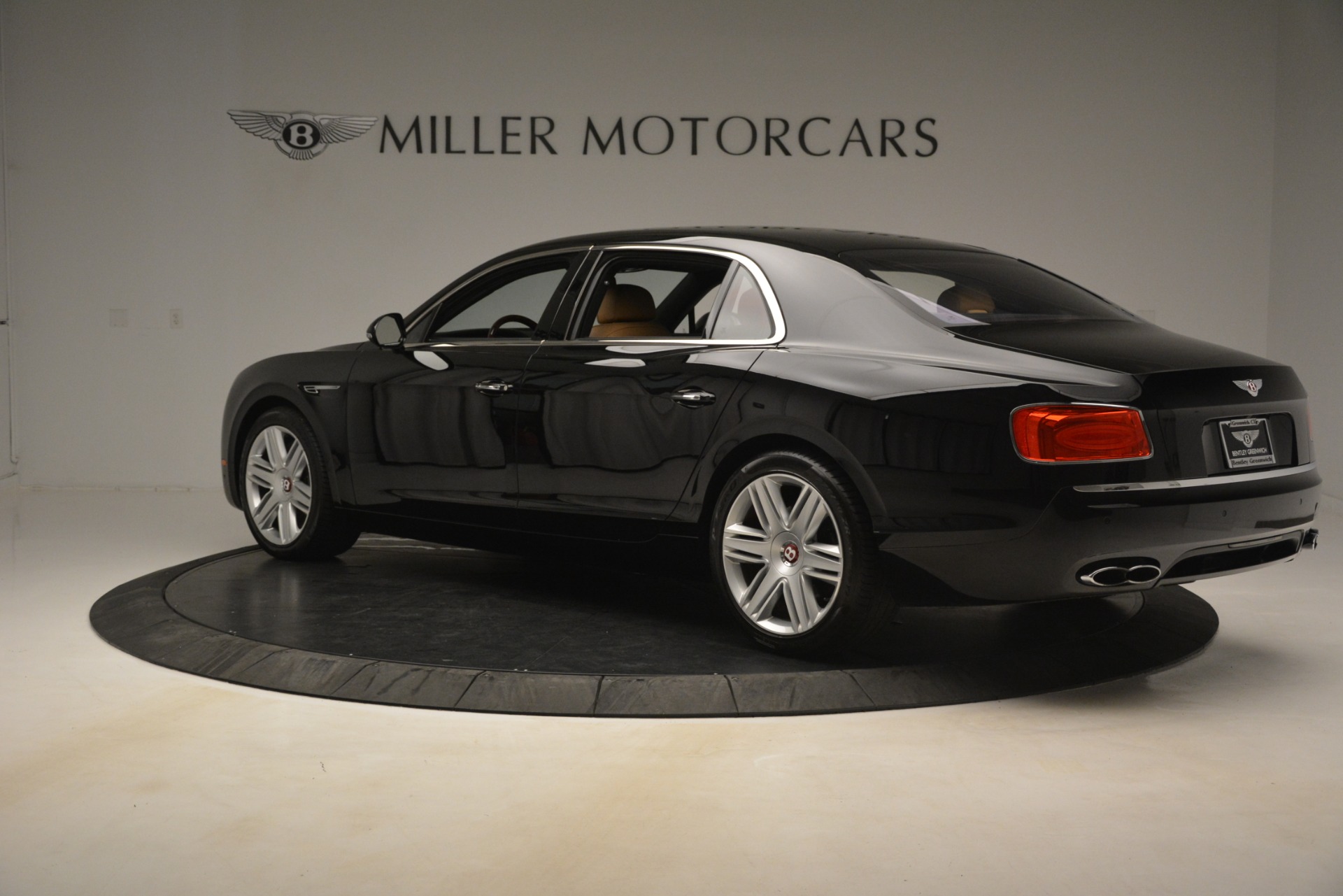 Used-2016-Bentley-Flying-Spur-V8