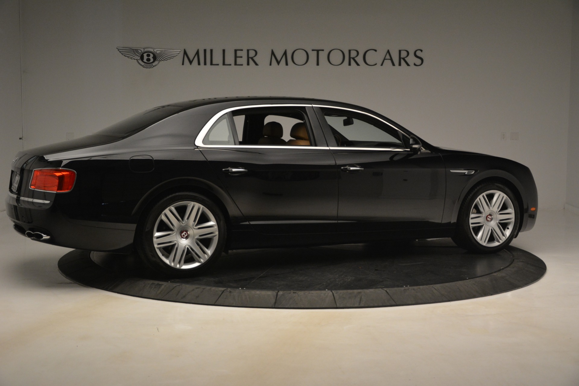 Used-2016-Bentley-Flying-Spur-V8