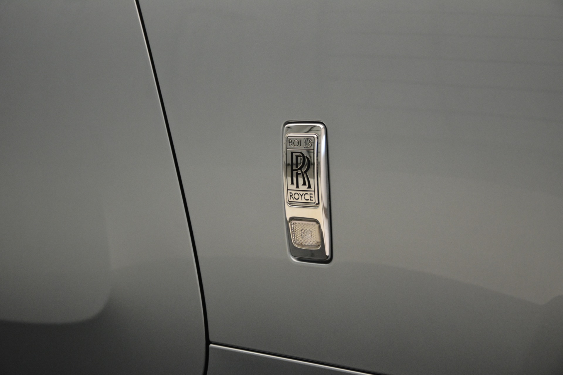 Used-2016-Rolls-Royce-Dawn