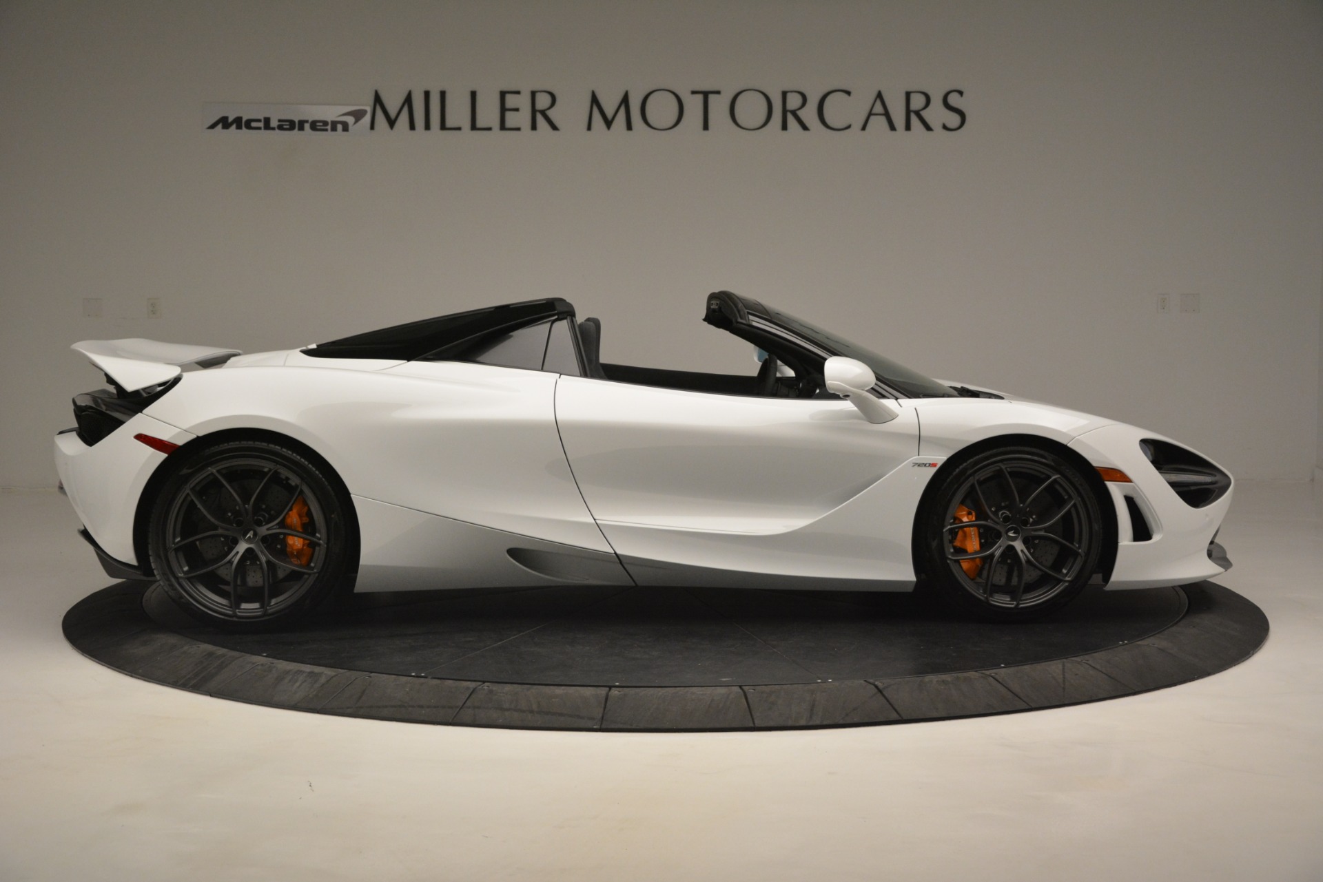 New-2020-McLaren-720S-Spider-Convertible
