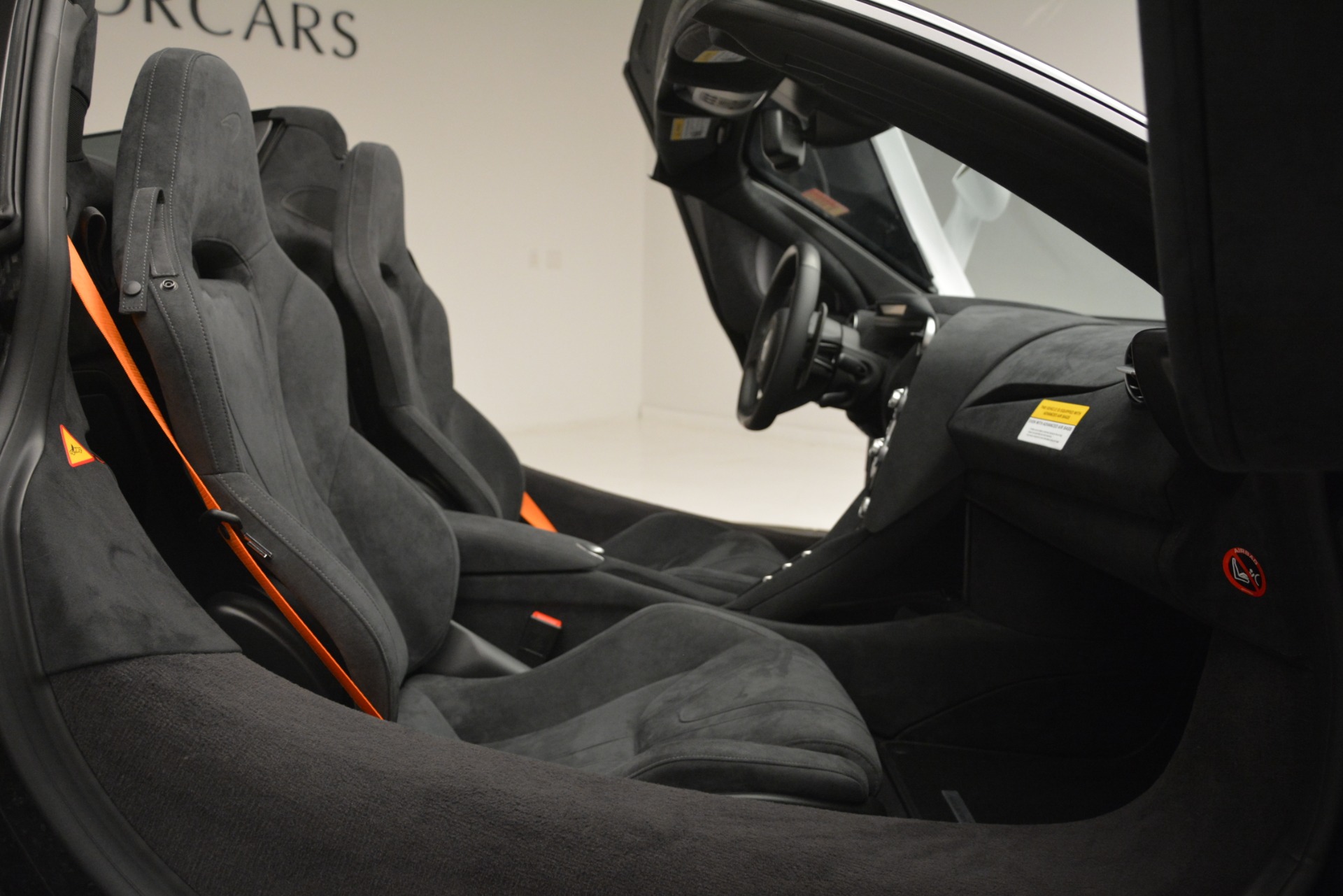 New-2020-McLaren-720S-Spider-Convertible