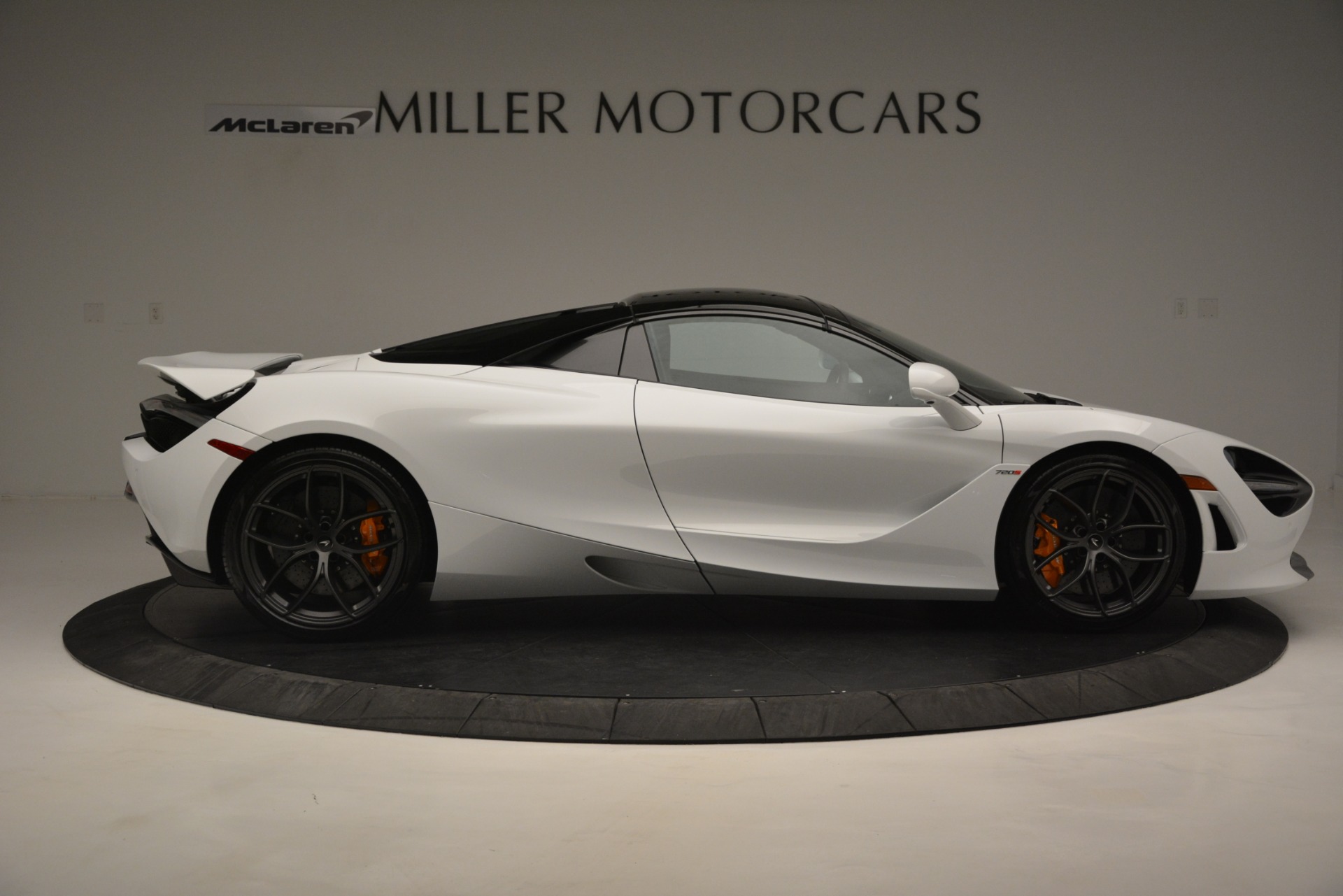New-2020-McLaren-720S-Spider-Convertible