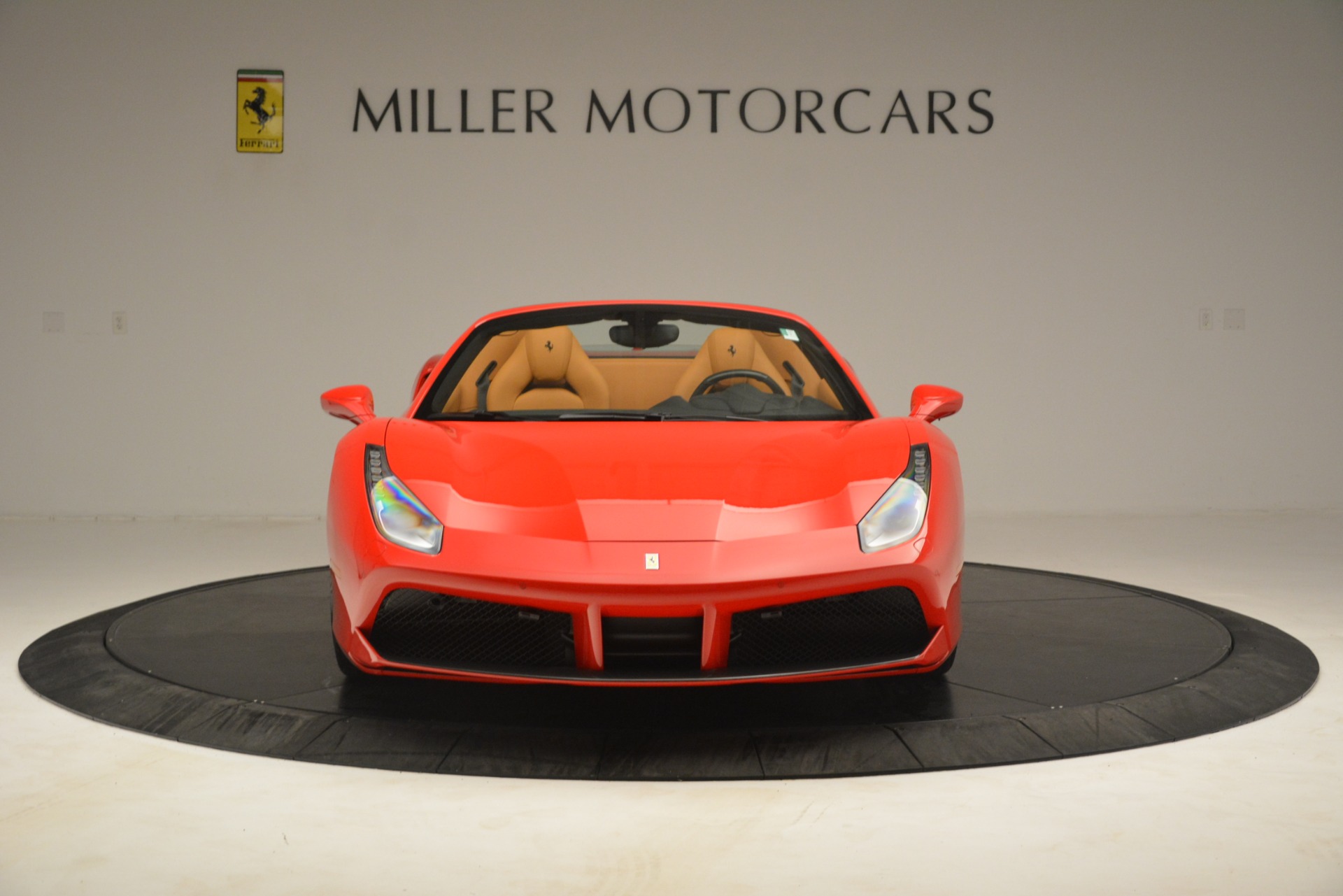Used-2018-Ferrari-488-Spider