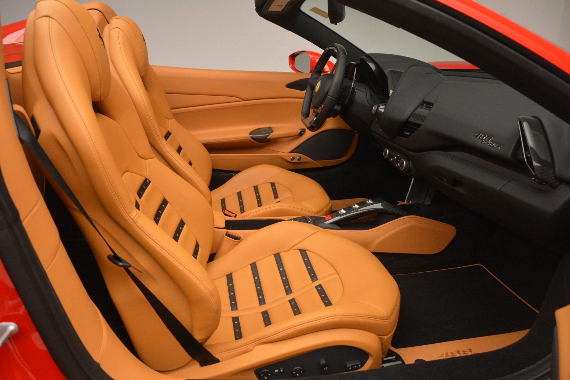 Used-2018-Ferrari-488-Spider