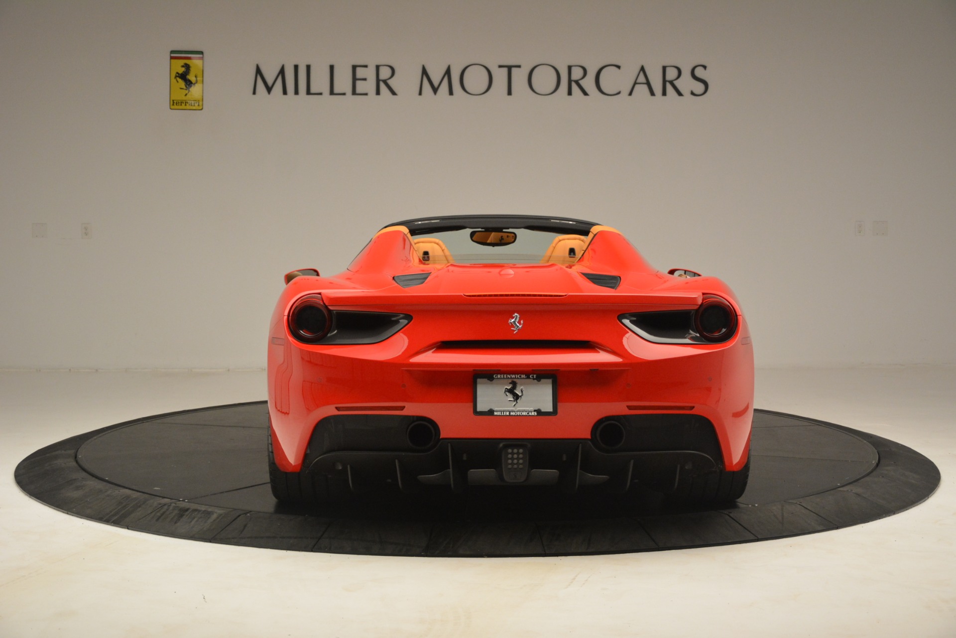 Used-2018-Ferrari-488-Spider