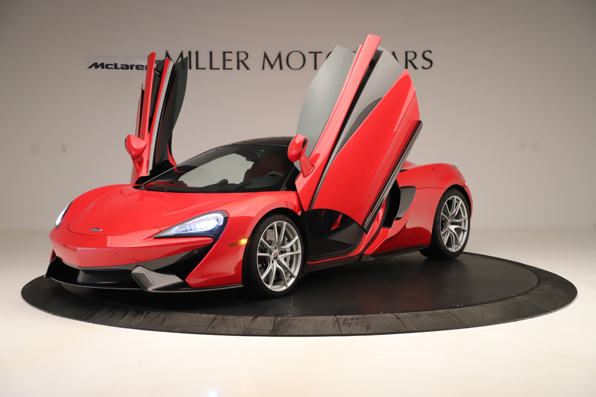 Used-2016-McLaren-570S-Coupe