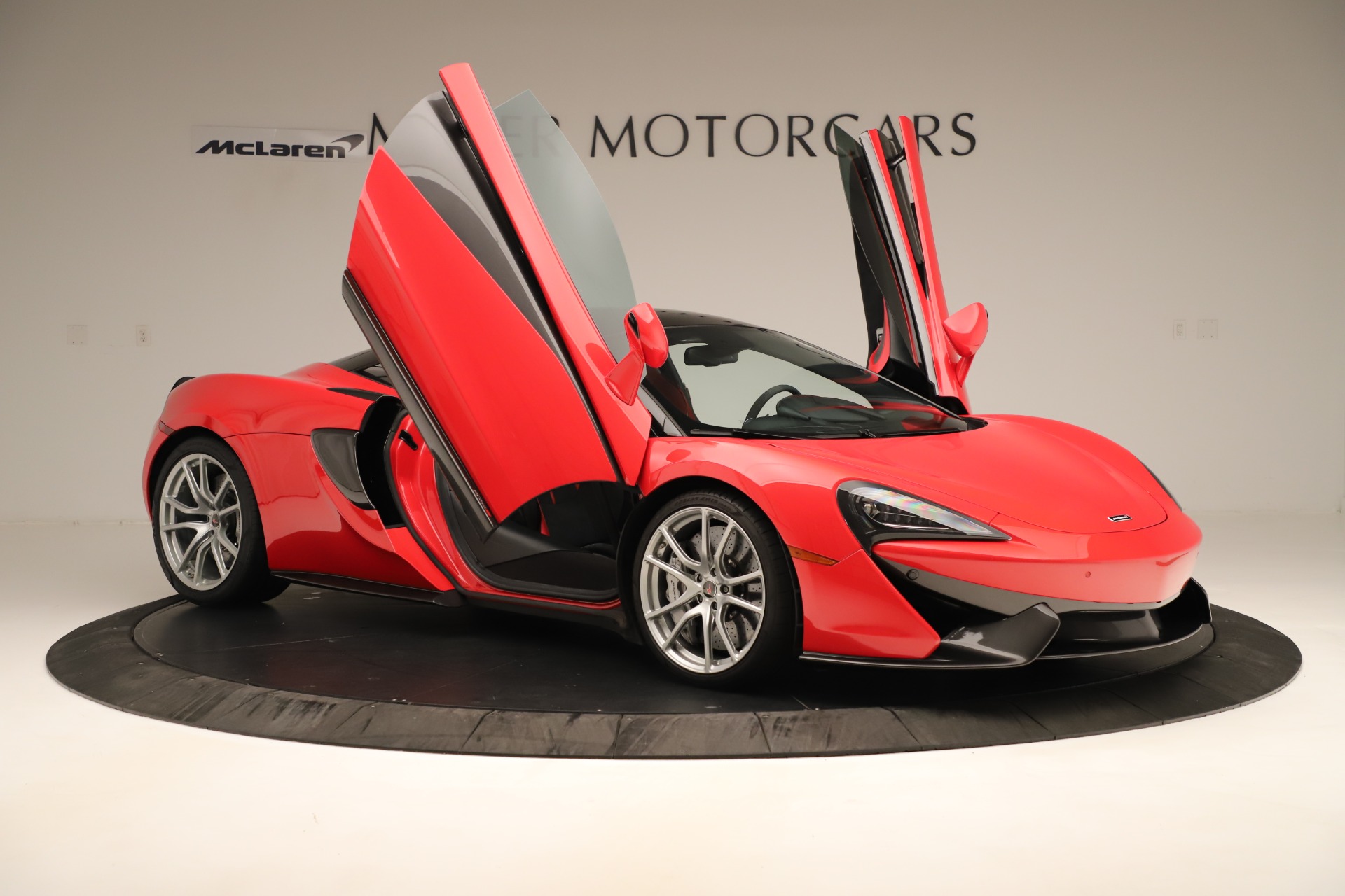 Used-2016-McLaren-570S-Coupe