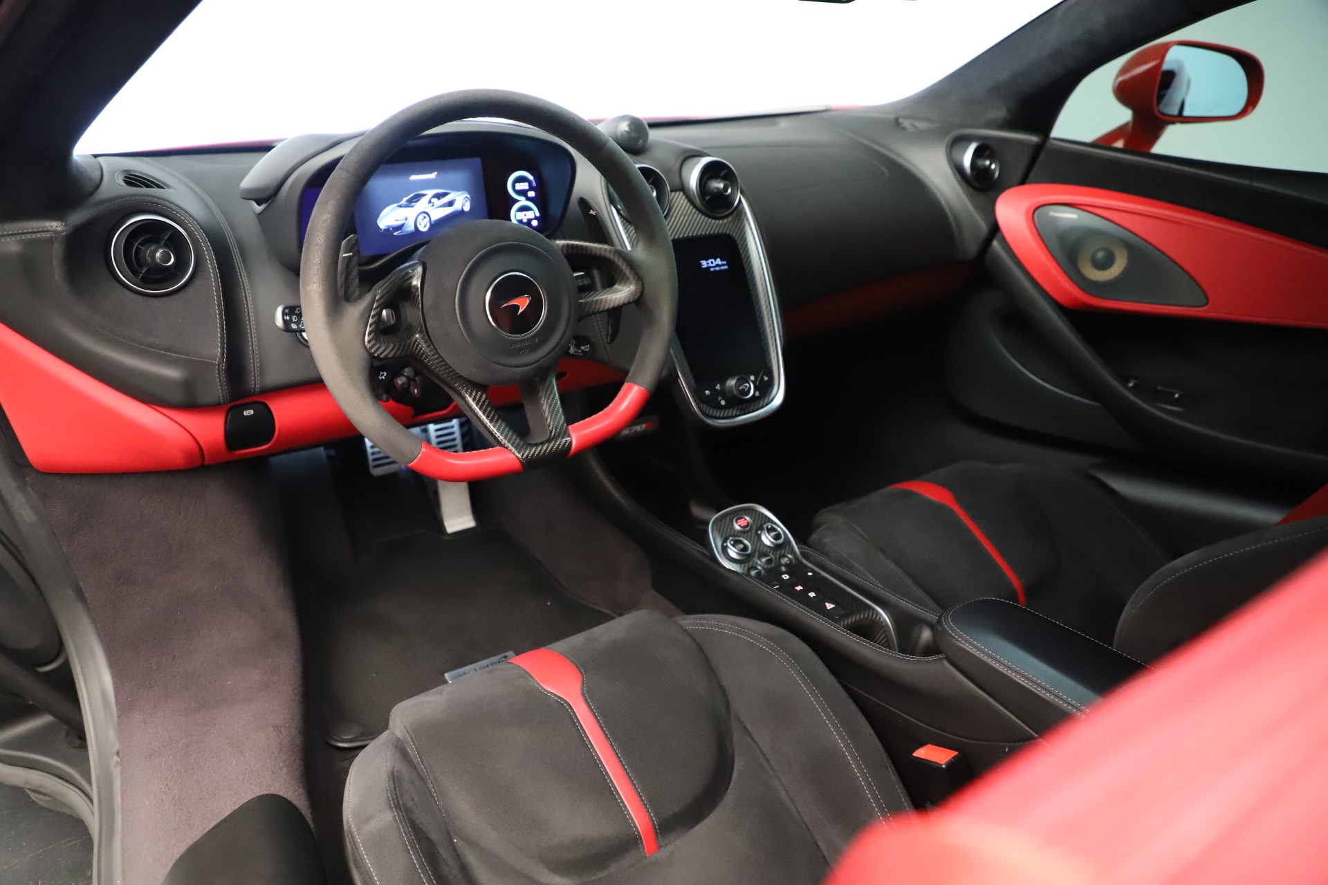 Used-2016-McLaren-570S-Coupe