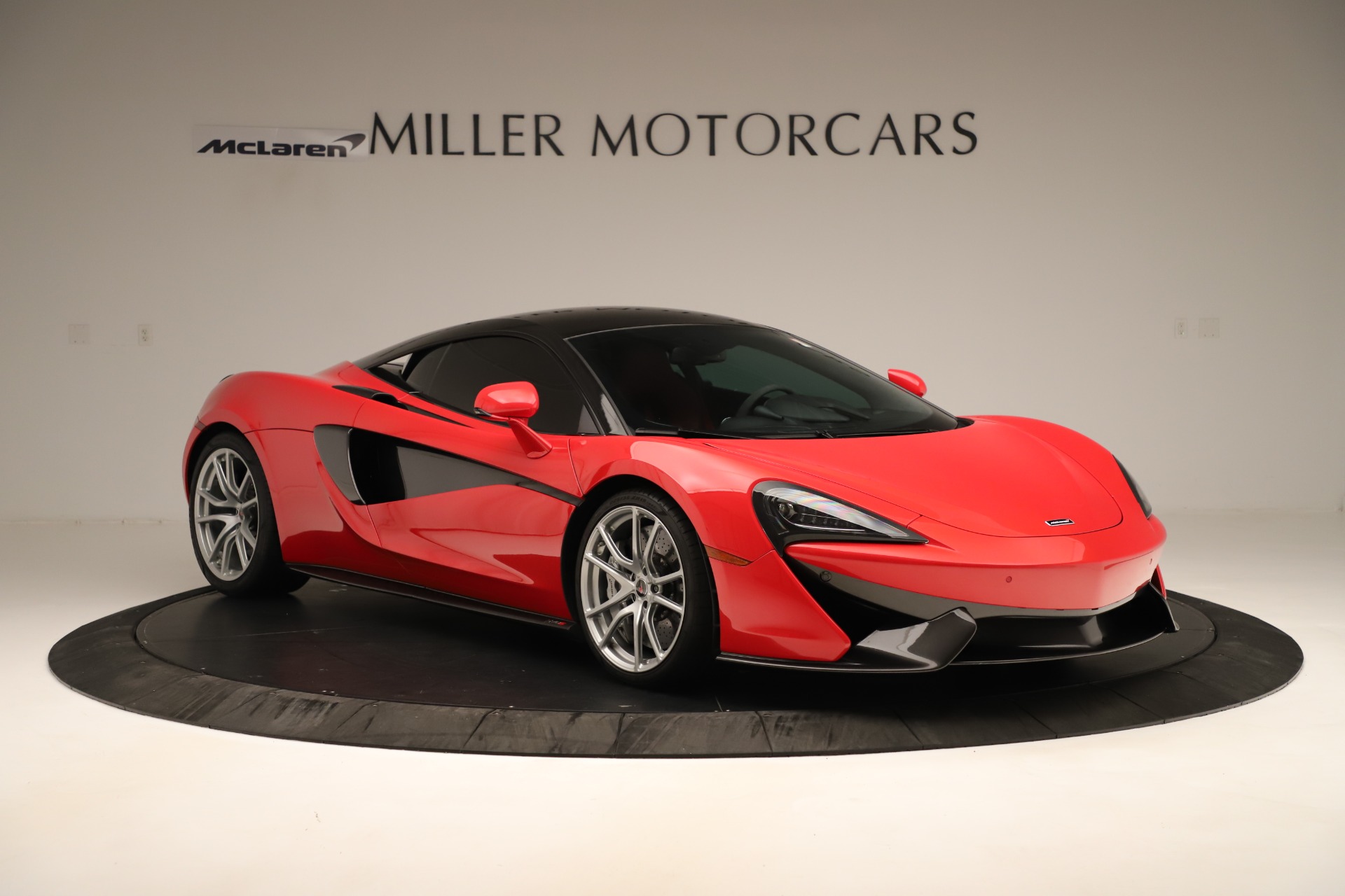 Used-2016-McLaren-570S-Coupe