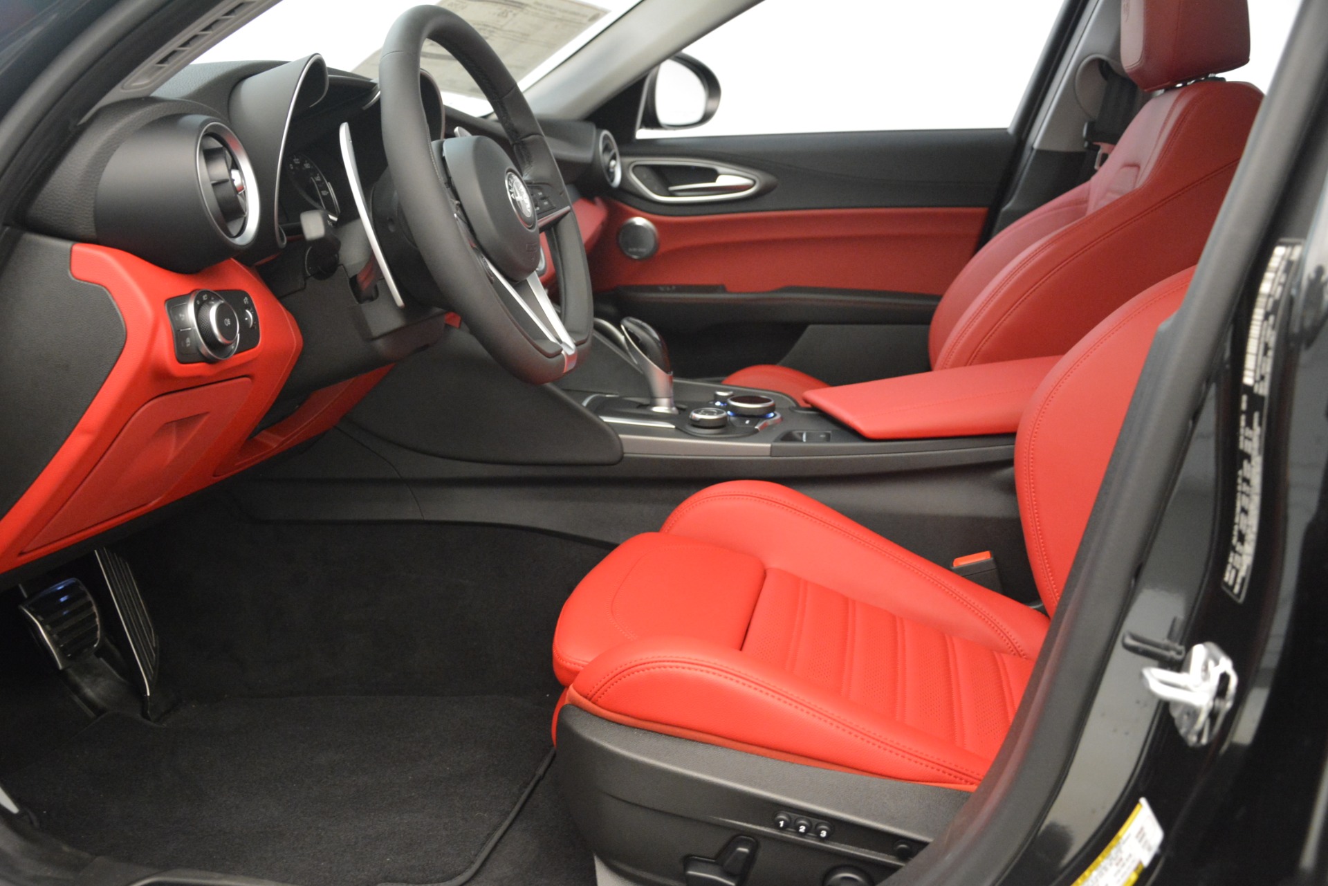 New-2019-Alfa-Romeo-Giulia-Ti-Sport-Q4