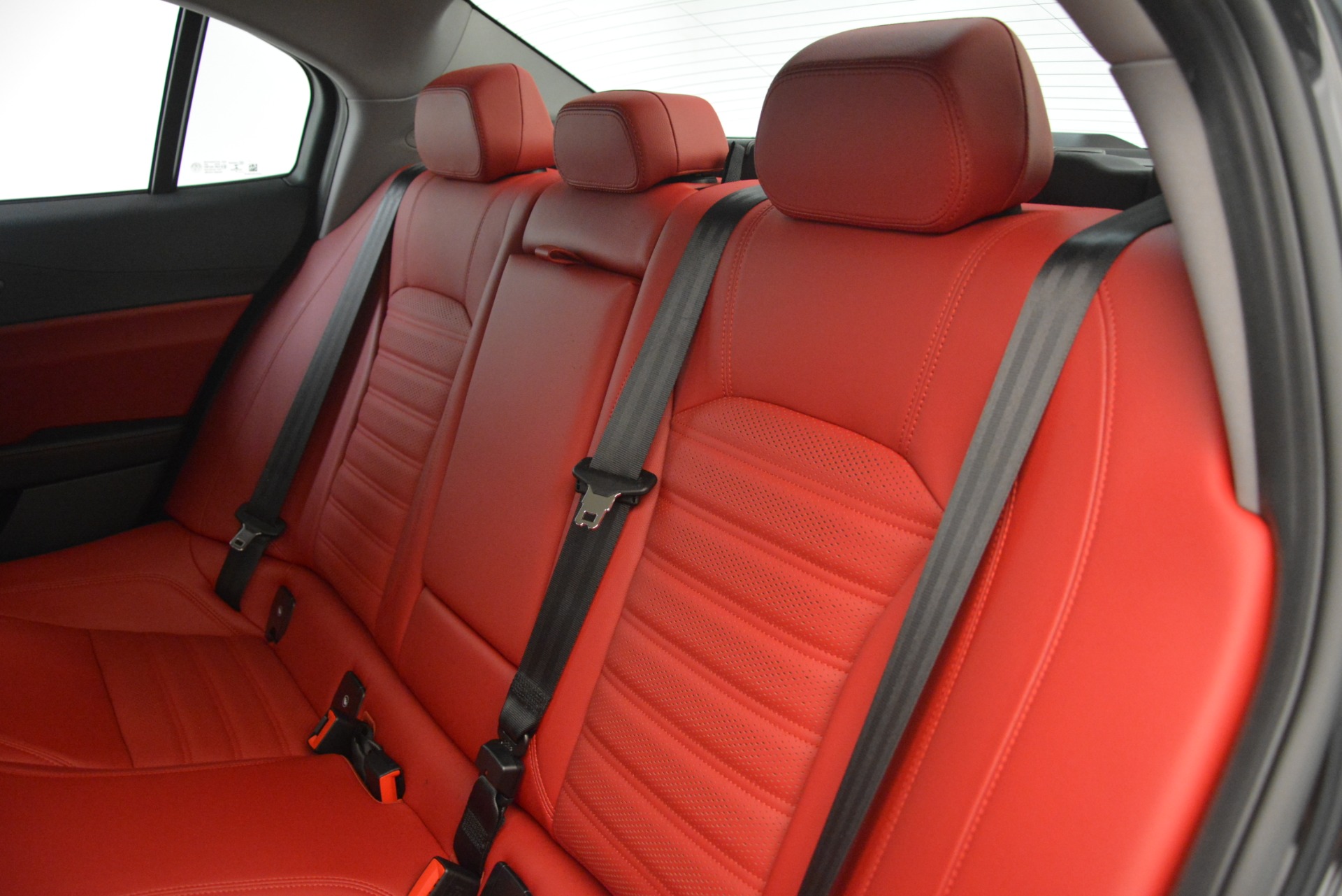 New-2019-Alfa-Romeo-Giulia-Ti-Sport-Q4