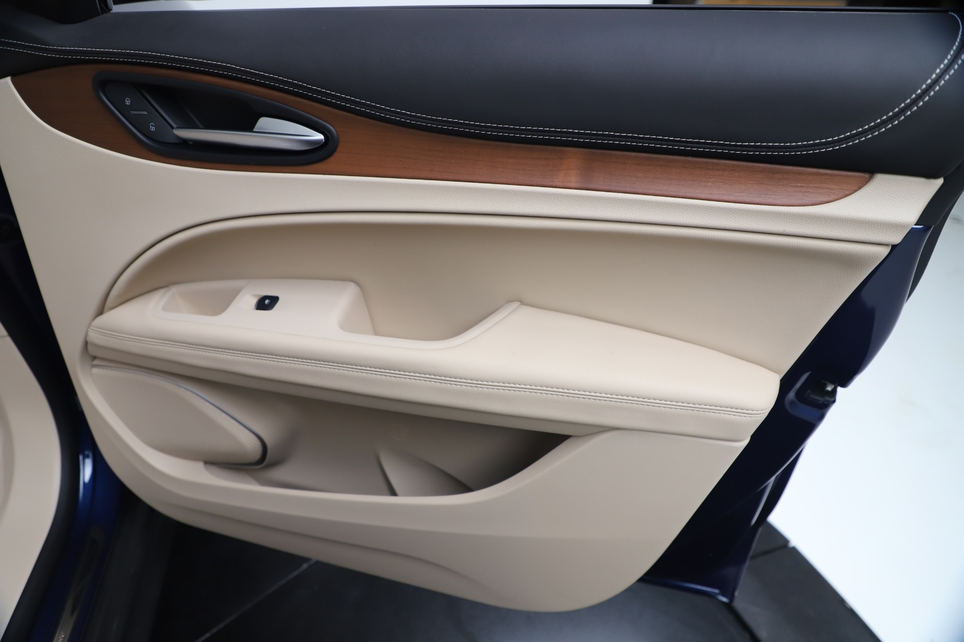 New-2019-Alfa-Romeo-Stelvio-Ti-Lusso-Q4