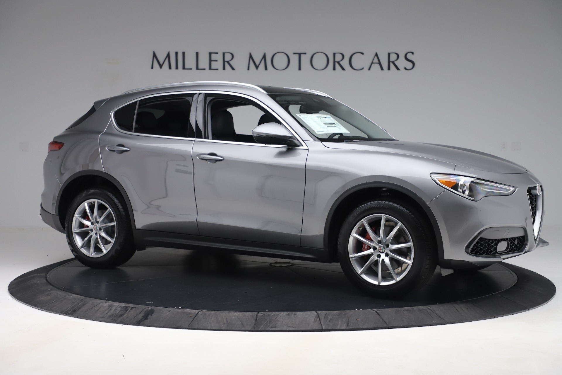 New-2019-Alfa-Romeo-Stelvio-Ti-Lusso-Q4