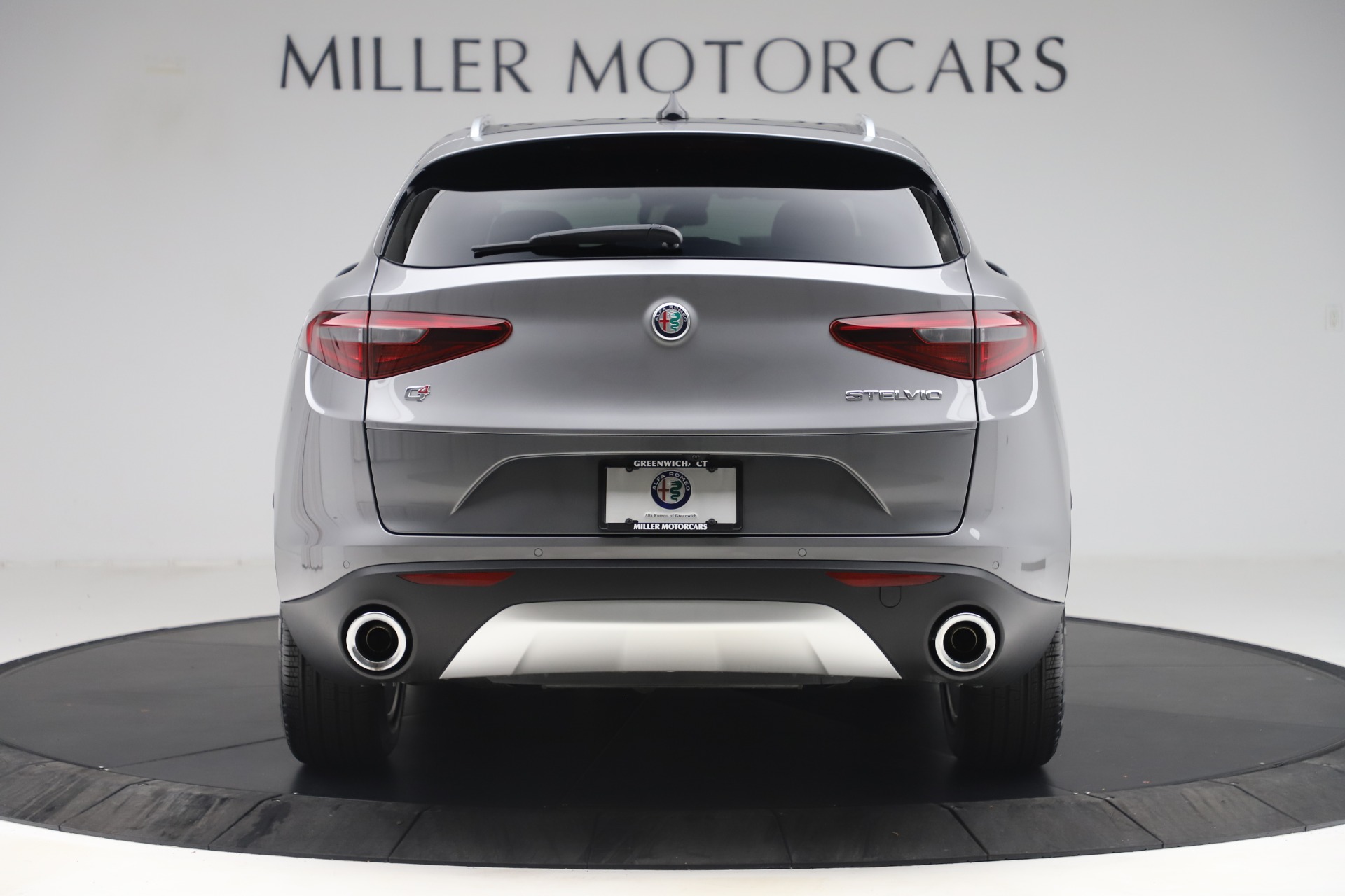 New-2019-Alfa-Romeo-Stelvio-Ti-Lusso-Q4