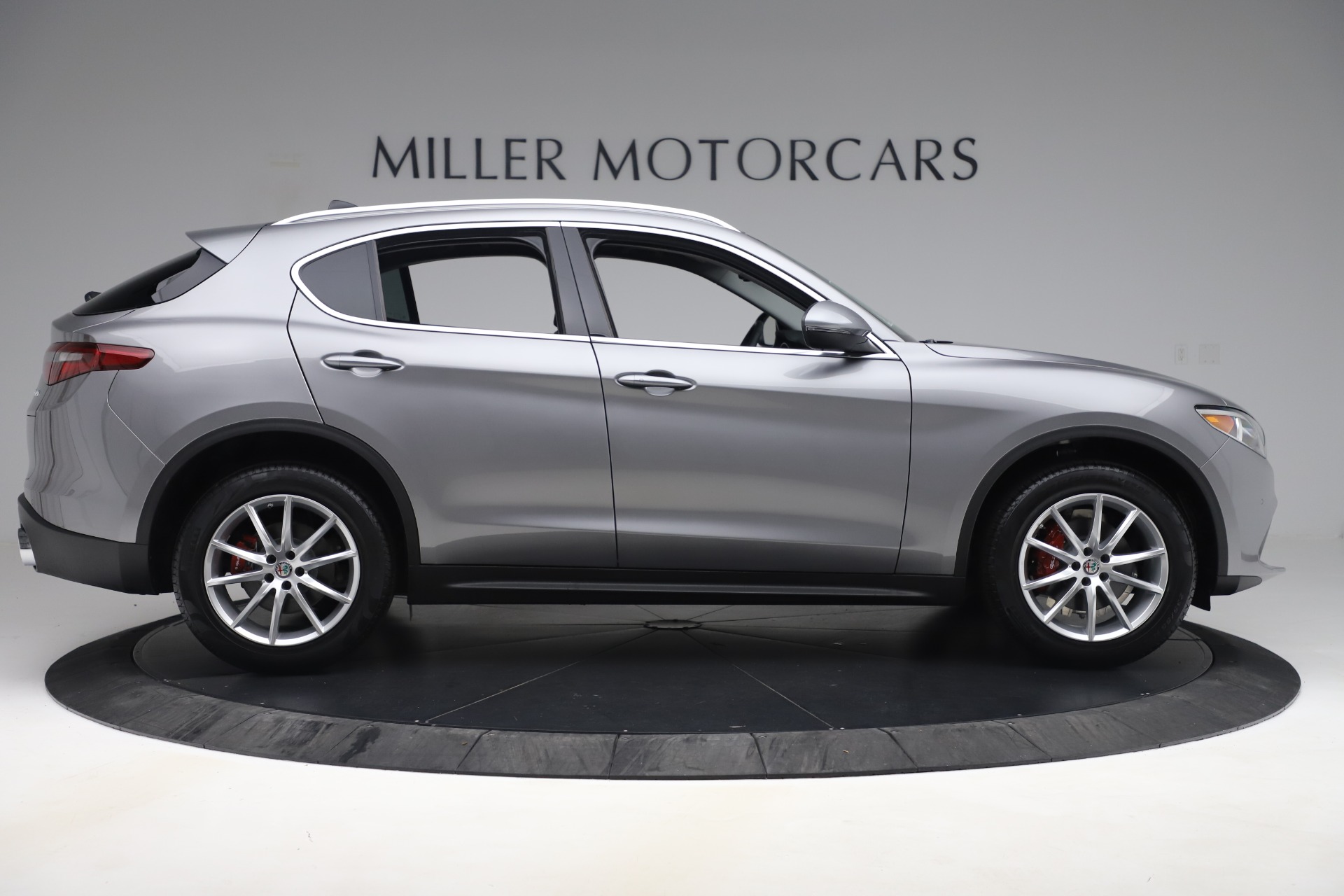 New-2019-Alfa-Romeo-Stelvio-Ti-Lusso-Q4