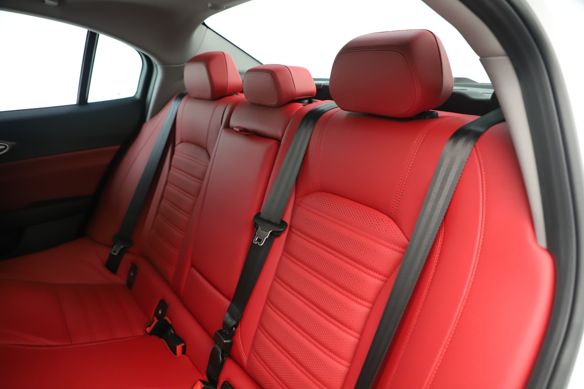 New-2019-Alfa-Romeo-Giulia-Ti-Sport-Q4