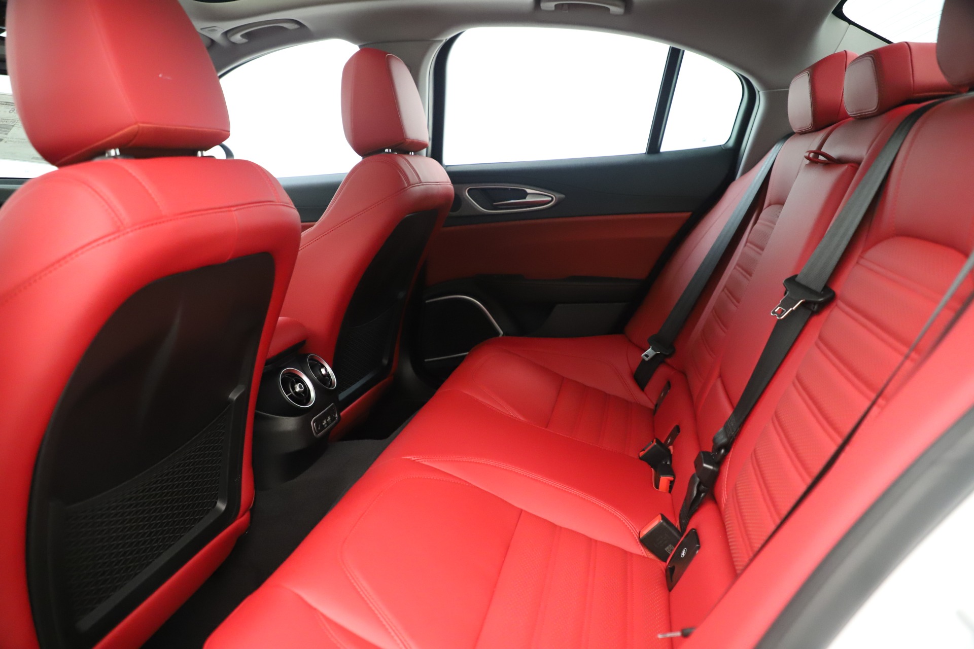 New-2019-Alfa-Romeo-Giulia-Ti-Sport-Q4