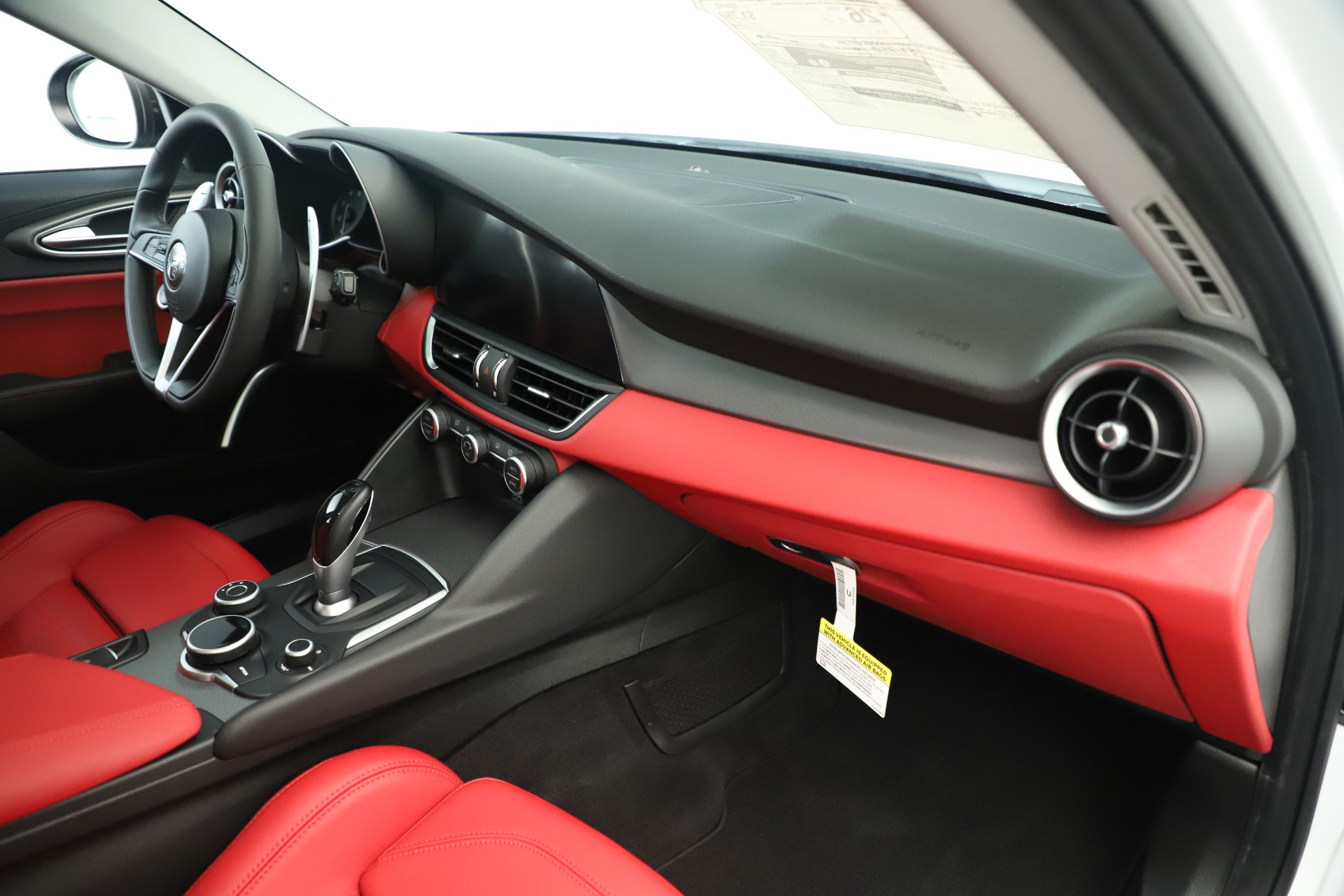 New-2019-Alfa-Romeo-Giulia-Ti-Sport-Q4