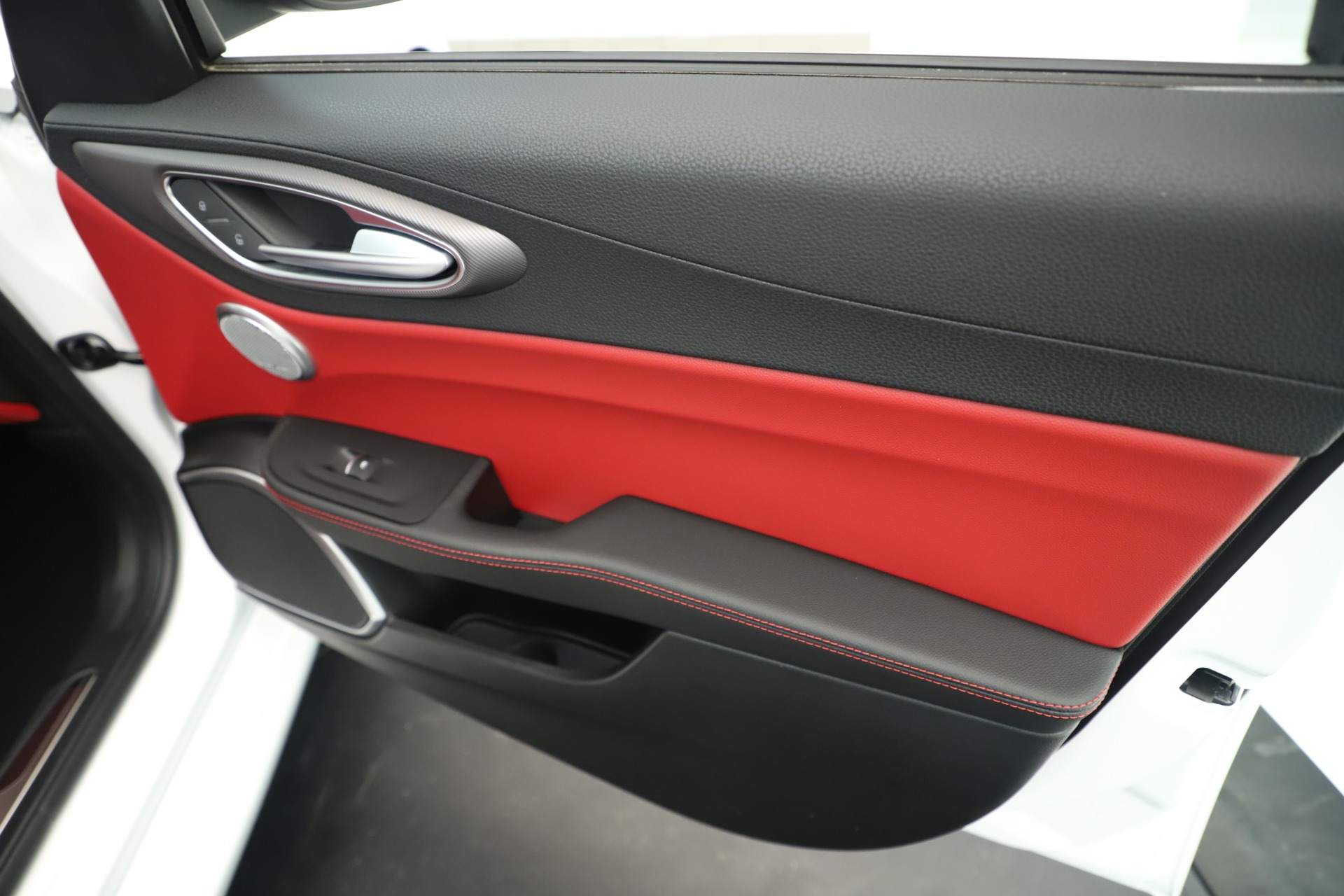 New-2019-Alfa-Romeo-Giulia-Ti-Sport-Q4