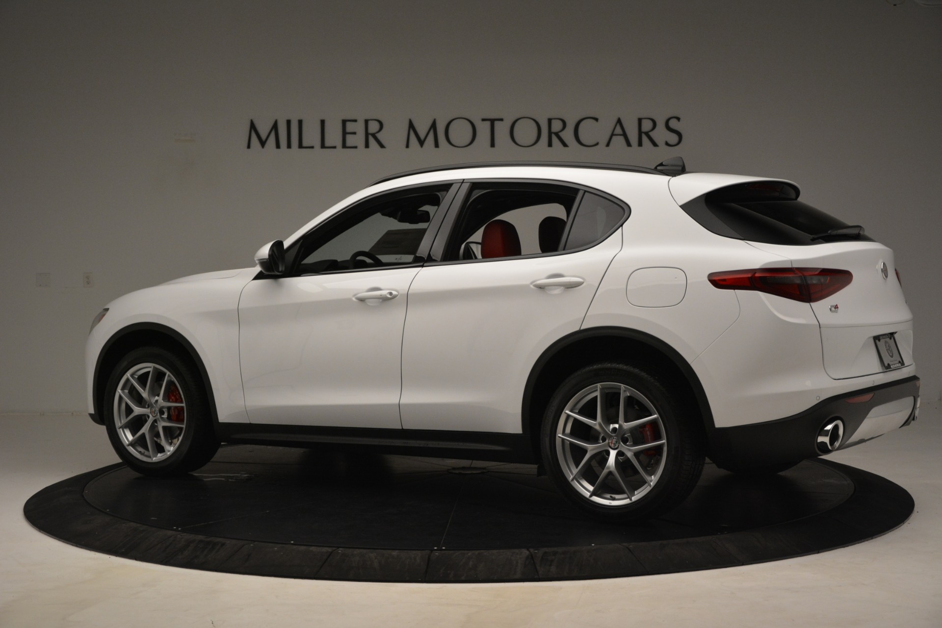 New-2019-Alfa-Romeo-Stelvio-Ti-Sport-Q4