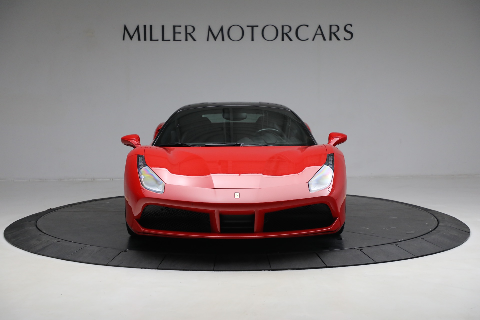Used-2018-Ferrari-488-GTB