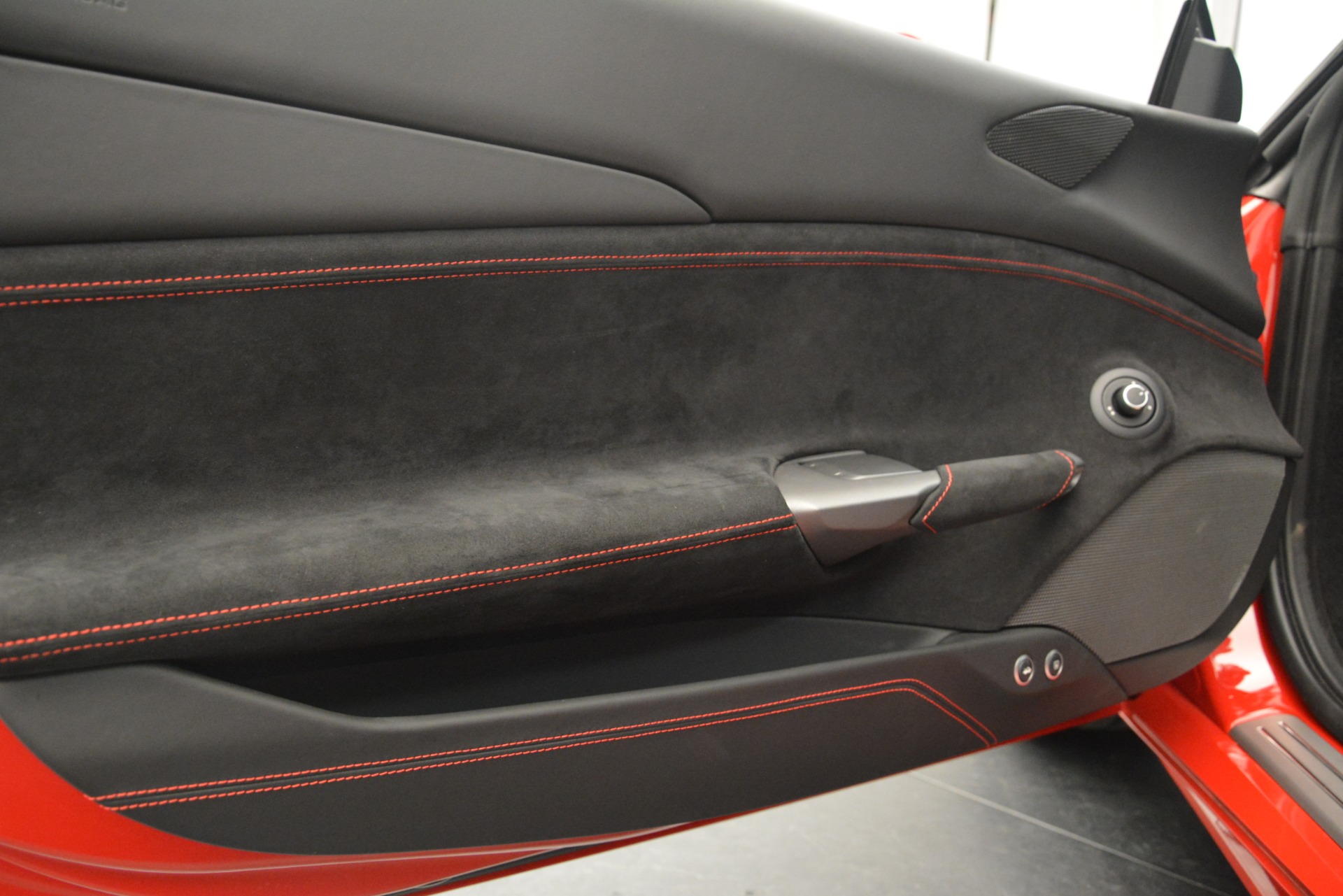 Used-2018-Ferrari-488-GTB