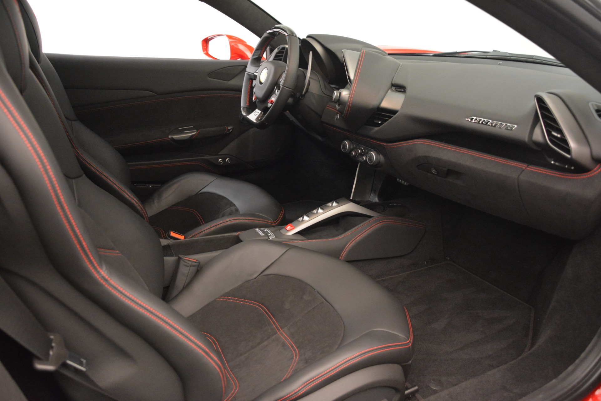 Used-2018-Ferrari-488-GTB