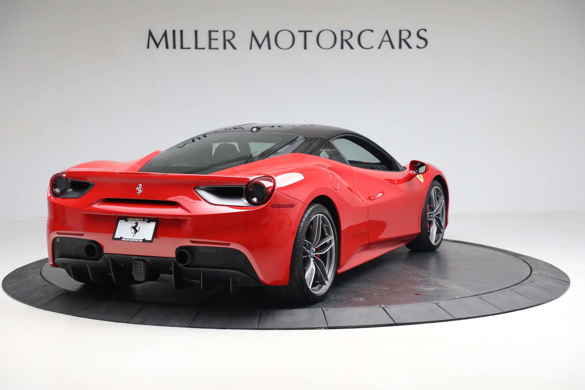 Used-2018-Ferrari-488-GTB