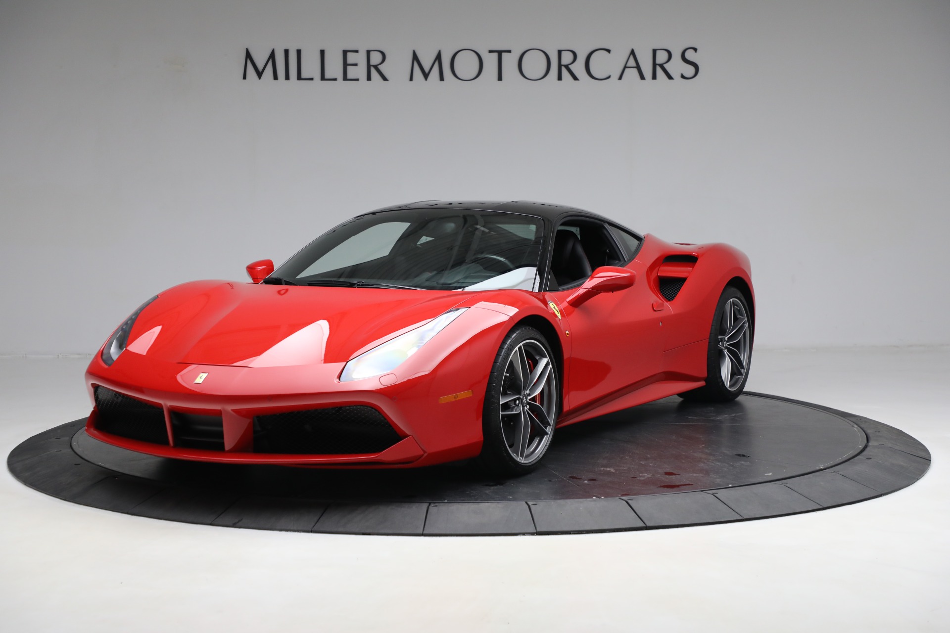 Used-2018-Ferrari-488-GTB