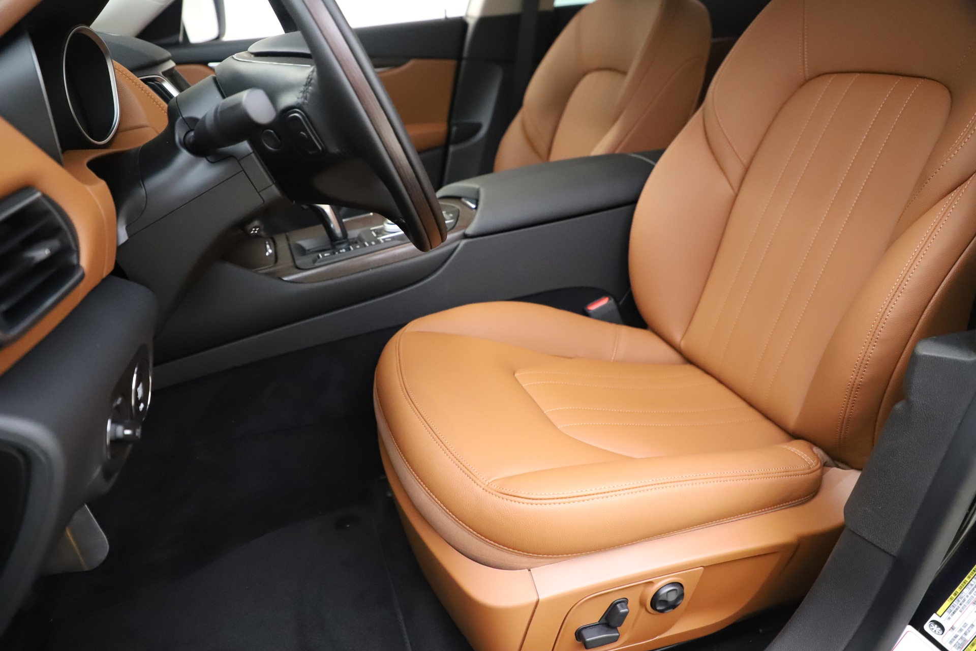 New-2019-Maserati-Levante-Q4