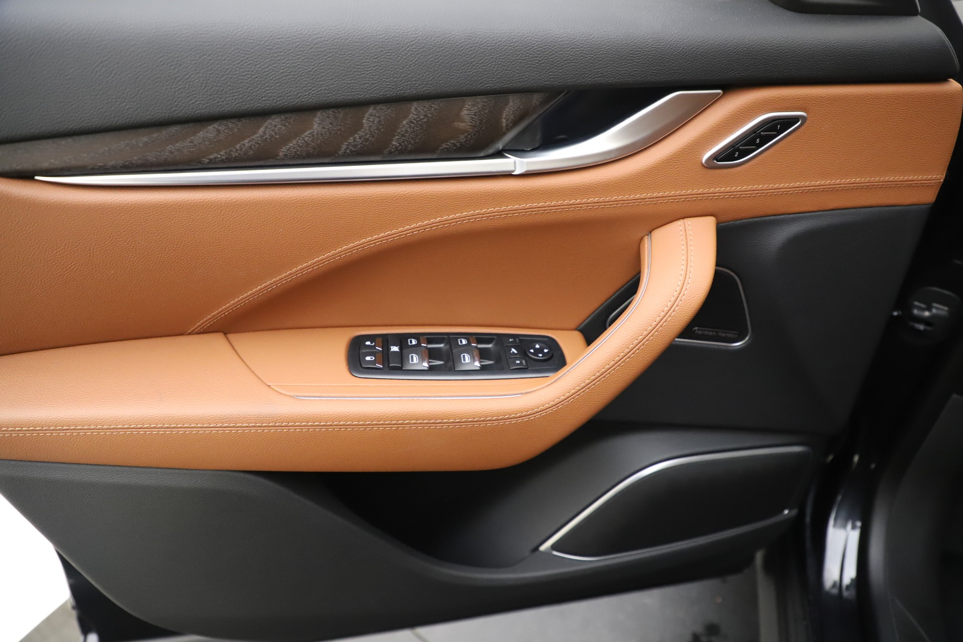 New-2019-Maserati-Levante-Q4