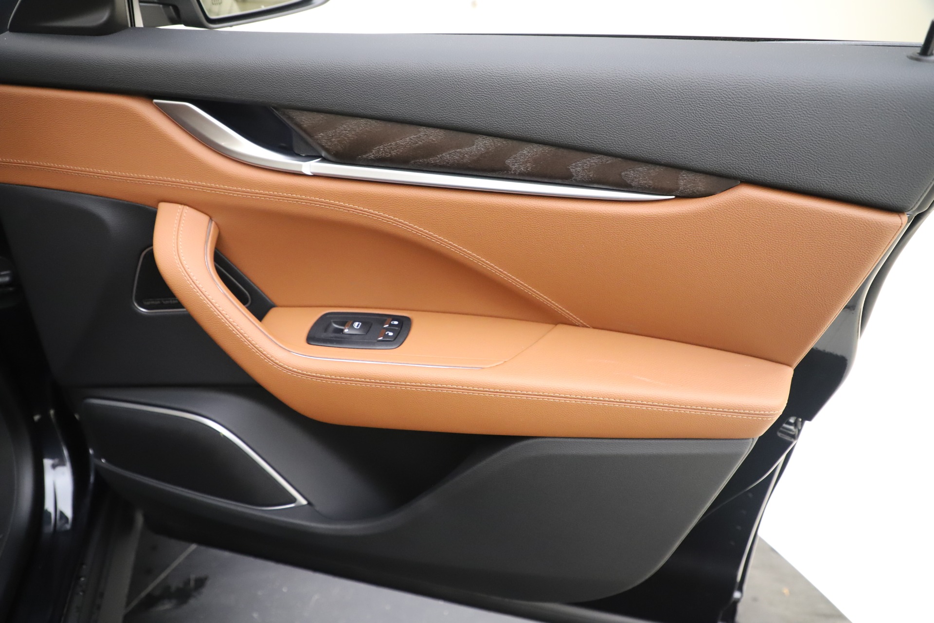 New-2019-Maserati-Levante-Q4