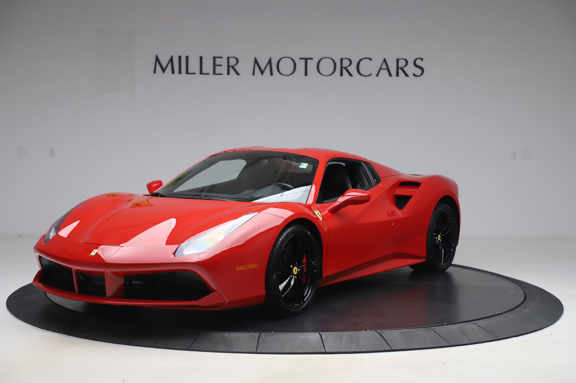 Used-2017-Ferrari-488-Spider